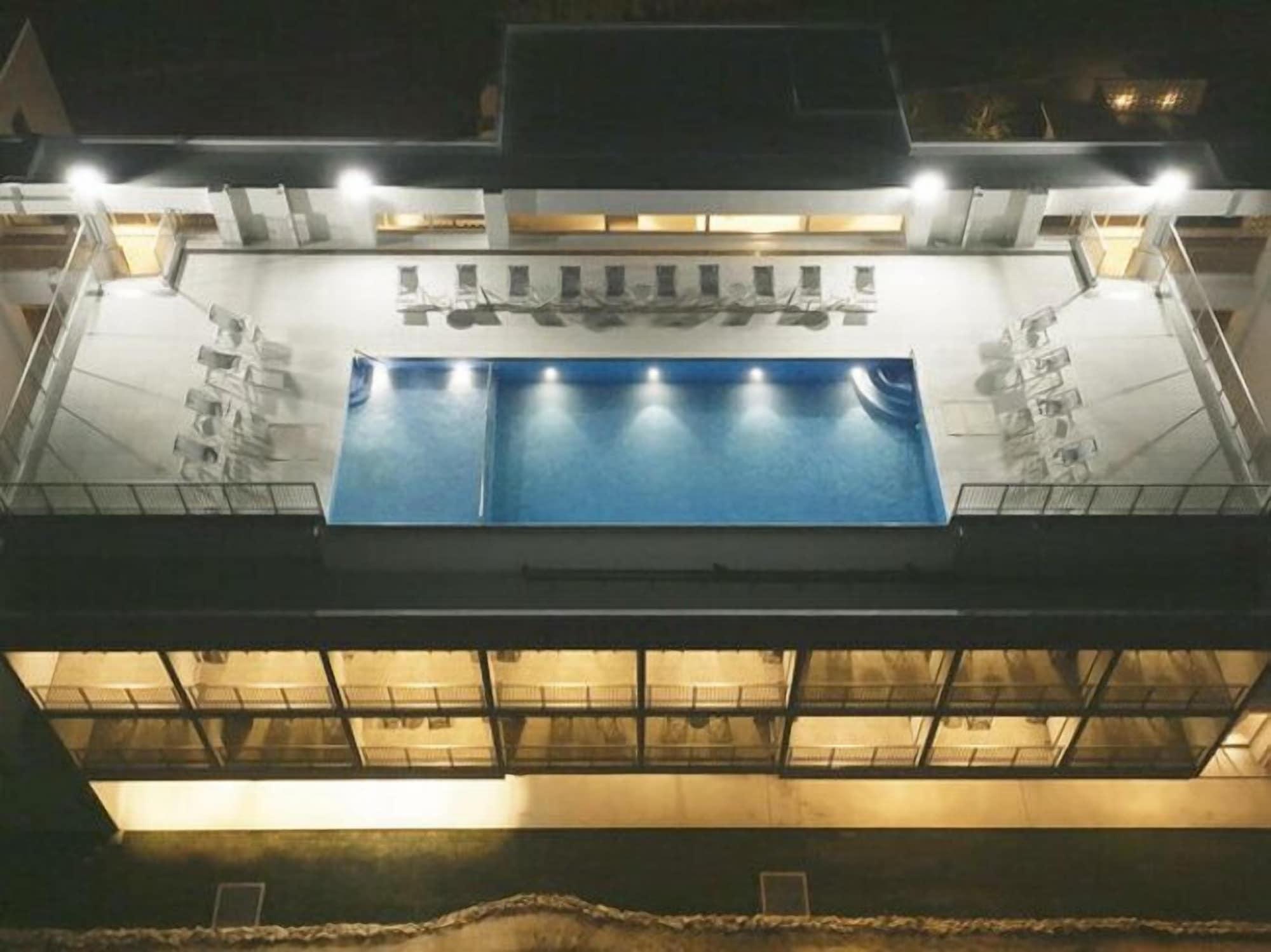 Vista Exterior Watermark Hotel Okinawa Miyakojima