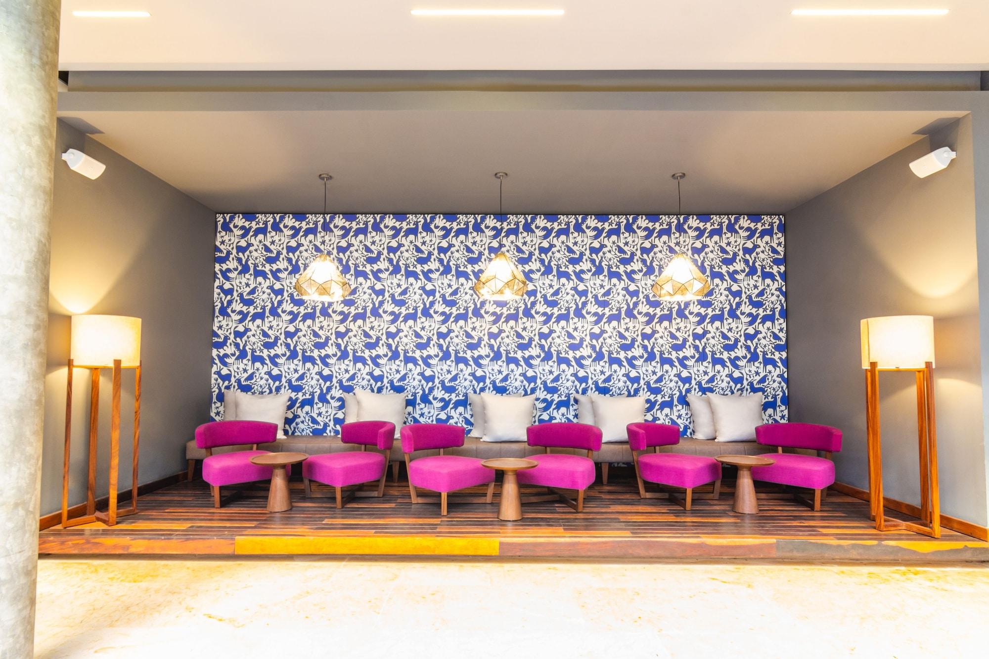 Vista Lobby The Fives Downtown Hotel - Curio Collection by Hilton