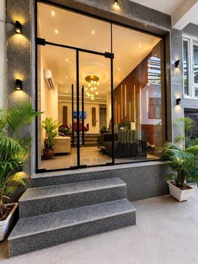 HOTEL ZED