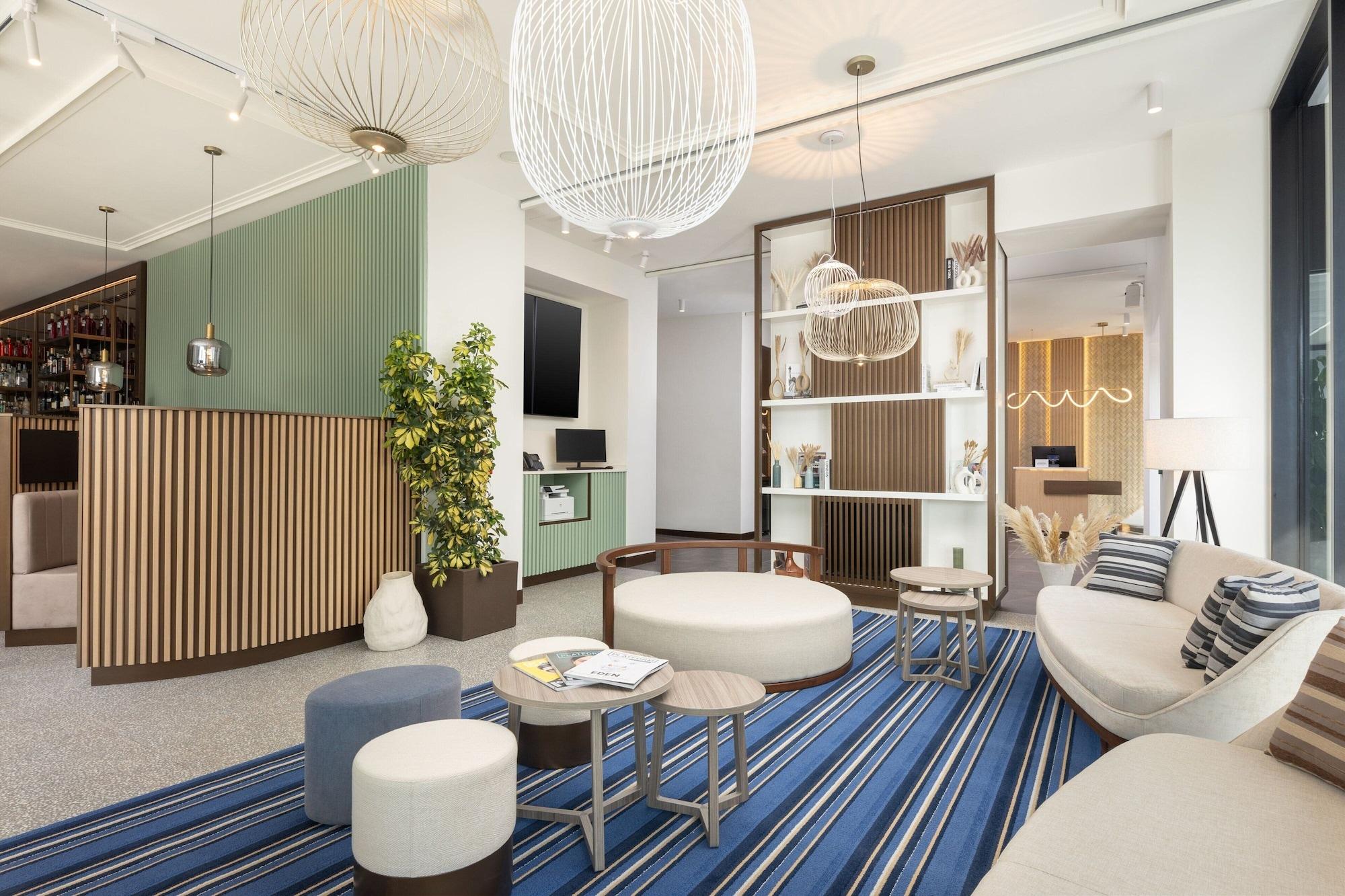 Vista Lobby Courtyard By Marriott Milano Linate