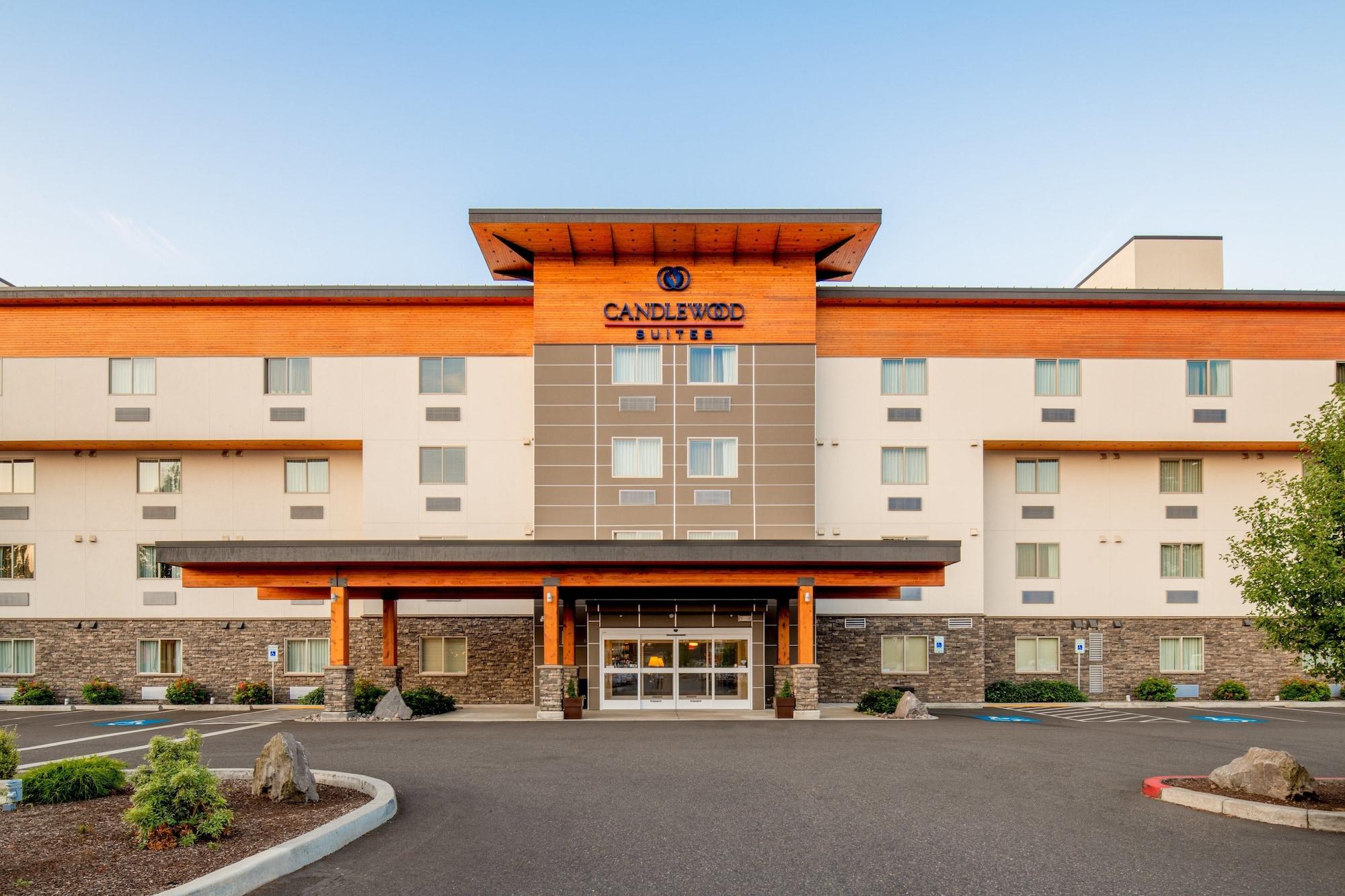 Vista Exterior Candlewood Suites Vancouver-Camas by IHG