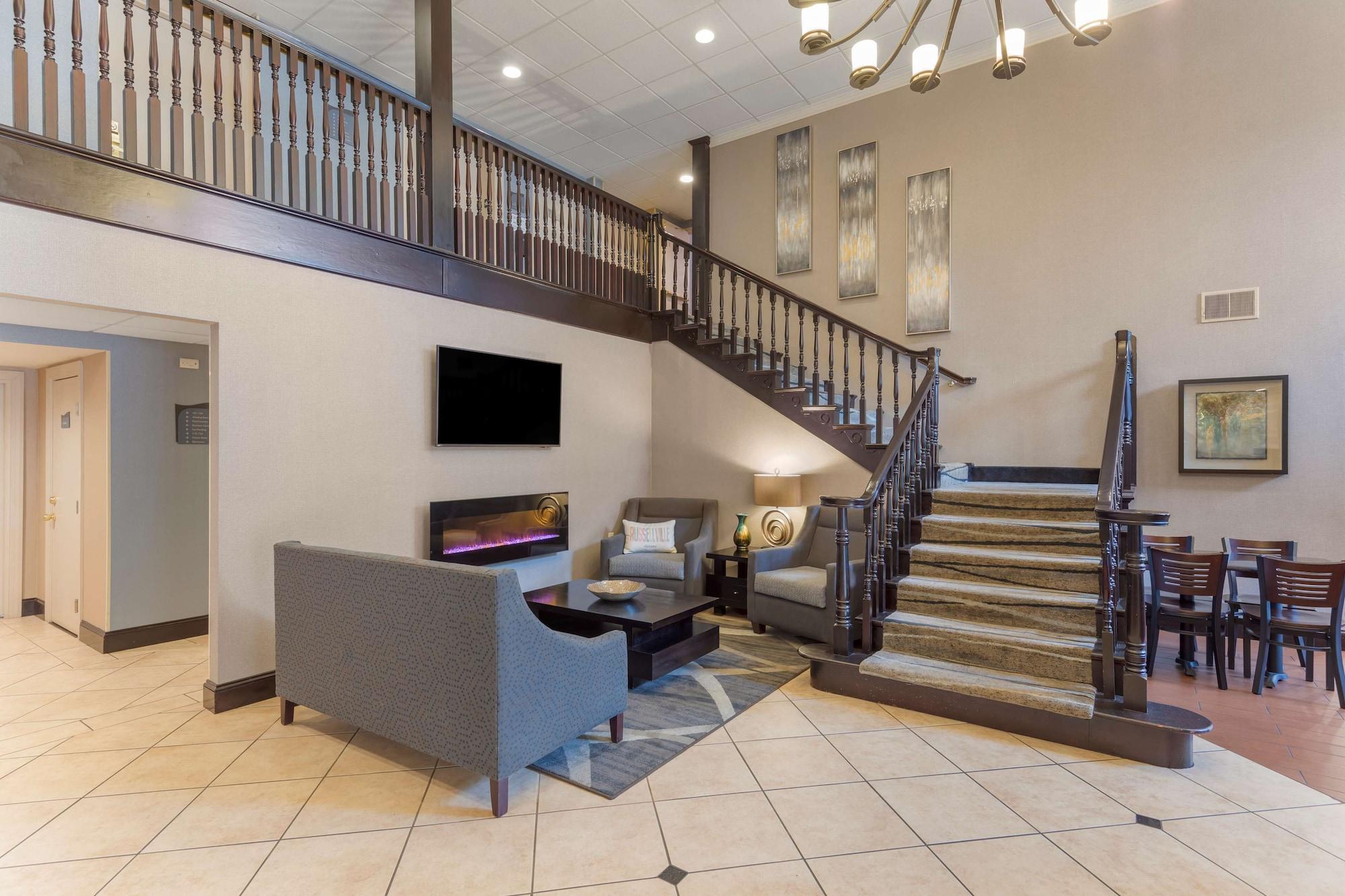 Vista Lobby Best Western Plus Russellville Hotel & Suites