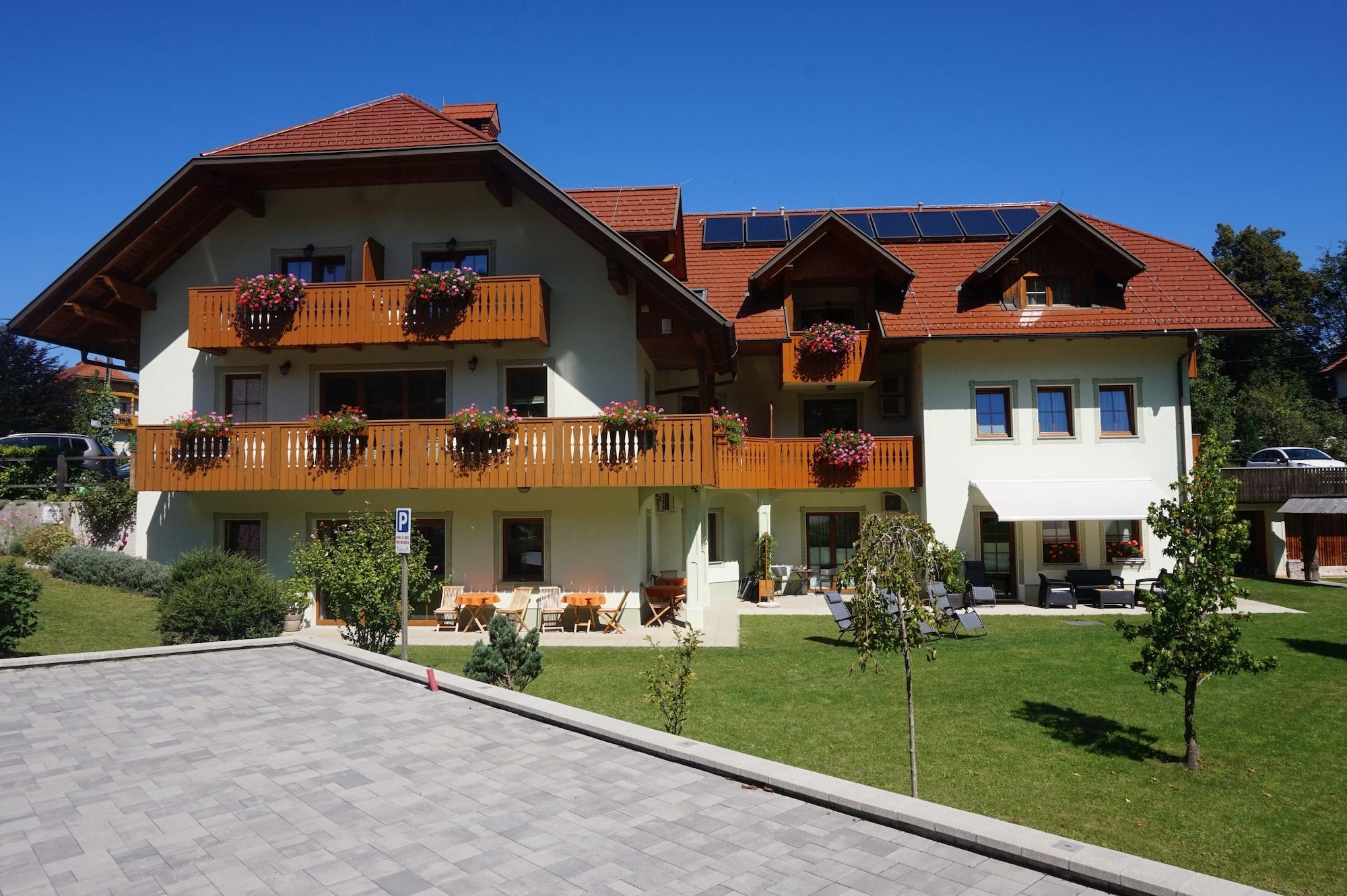 Vista Exterior Penzion Kaps