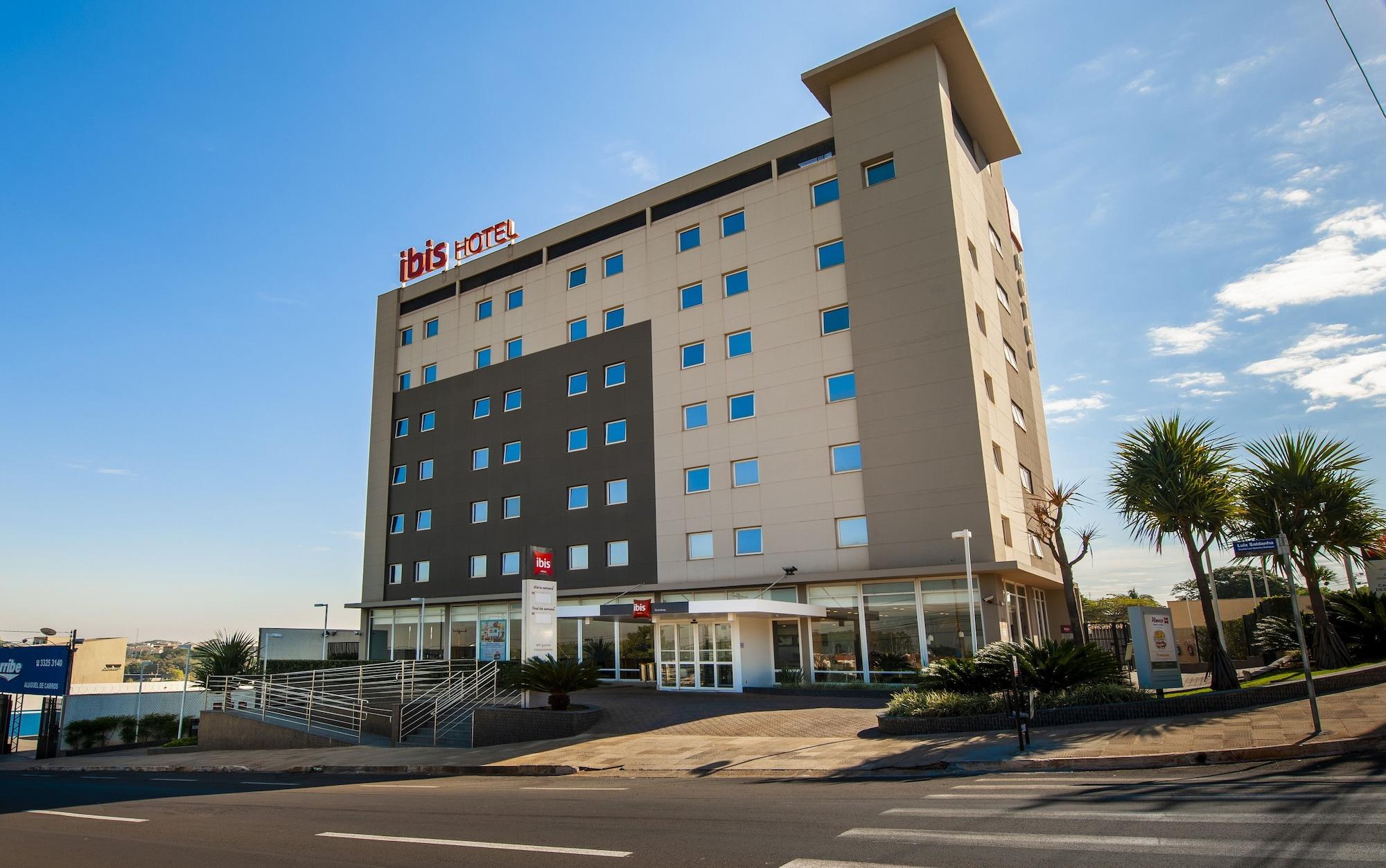 Vista Exterior ibis Ourinhos