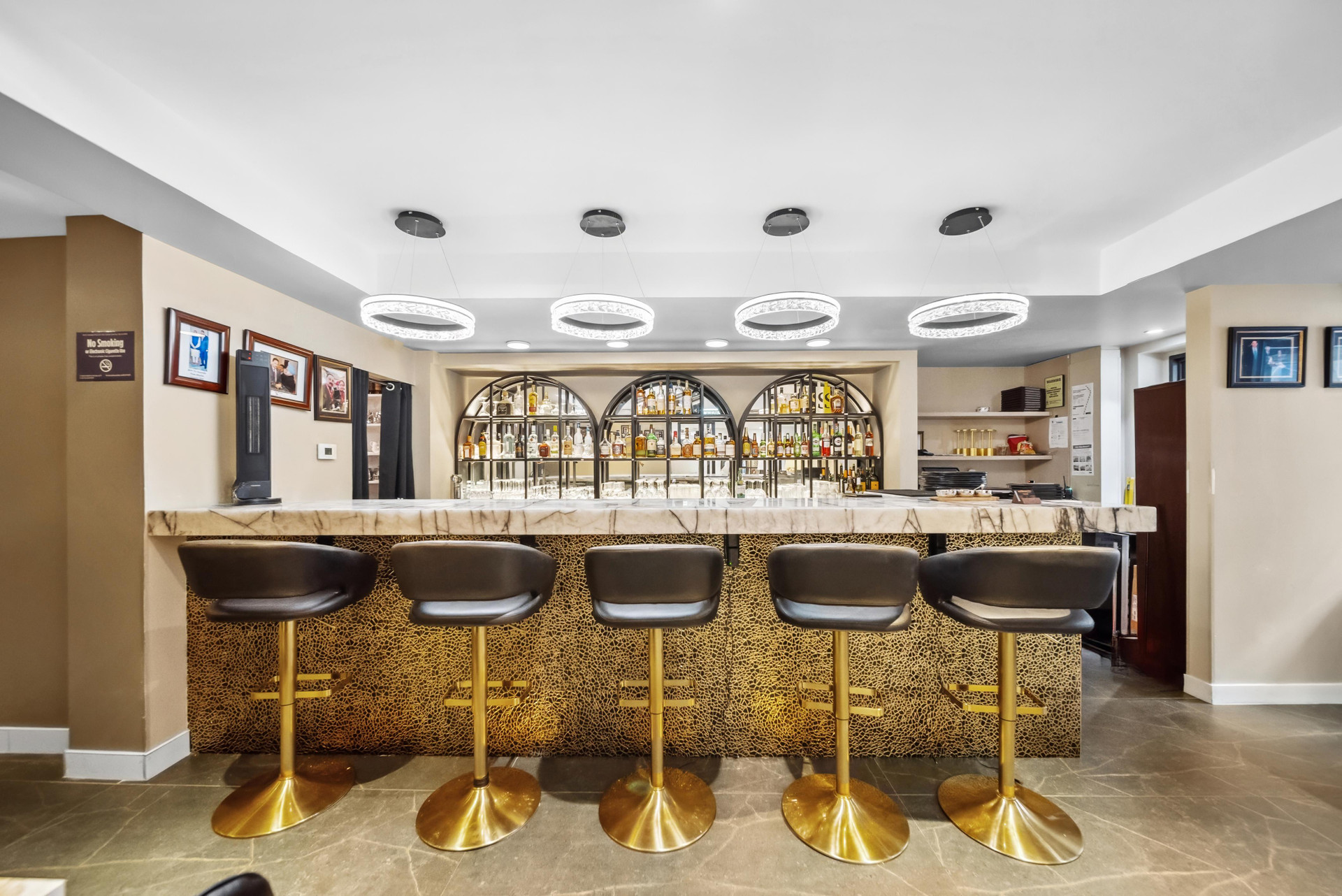 Restaurant Tuscany by LuxUrban