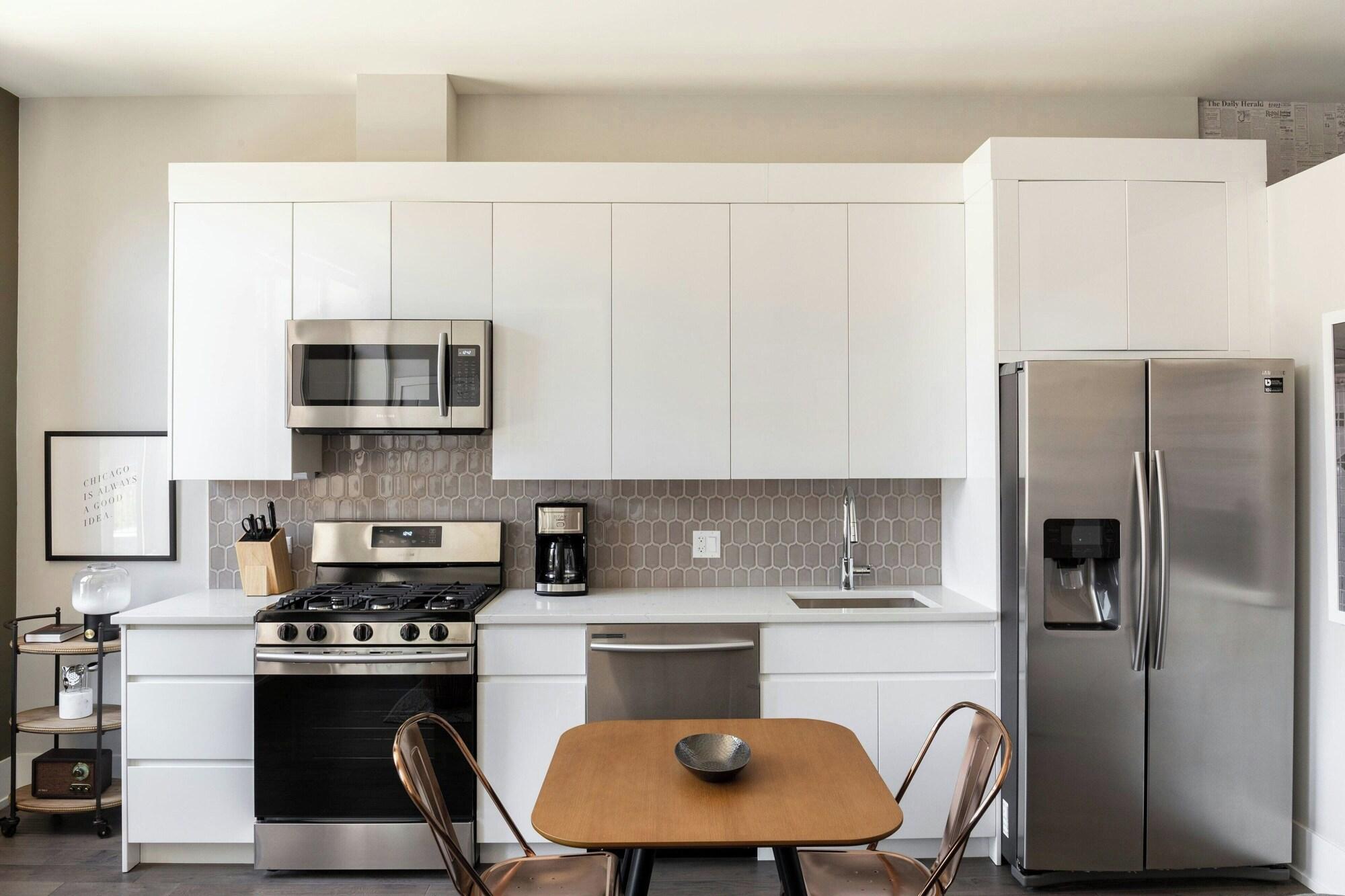 Varios Sonder by Marriott Bonvoy Greektown Apartments