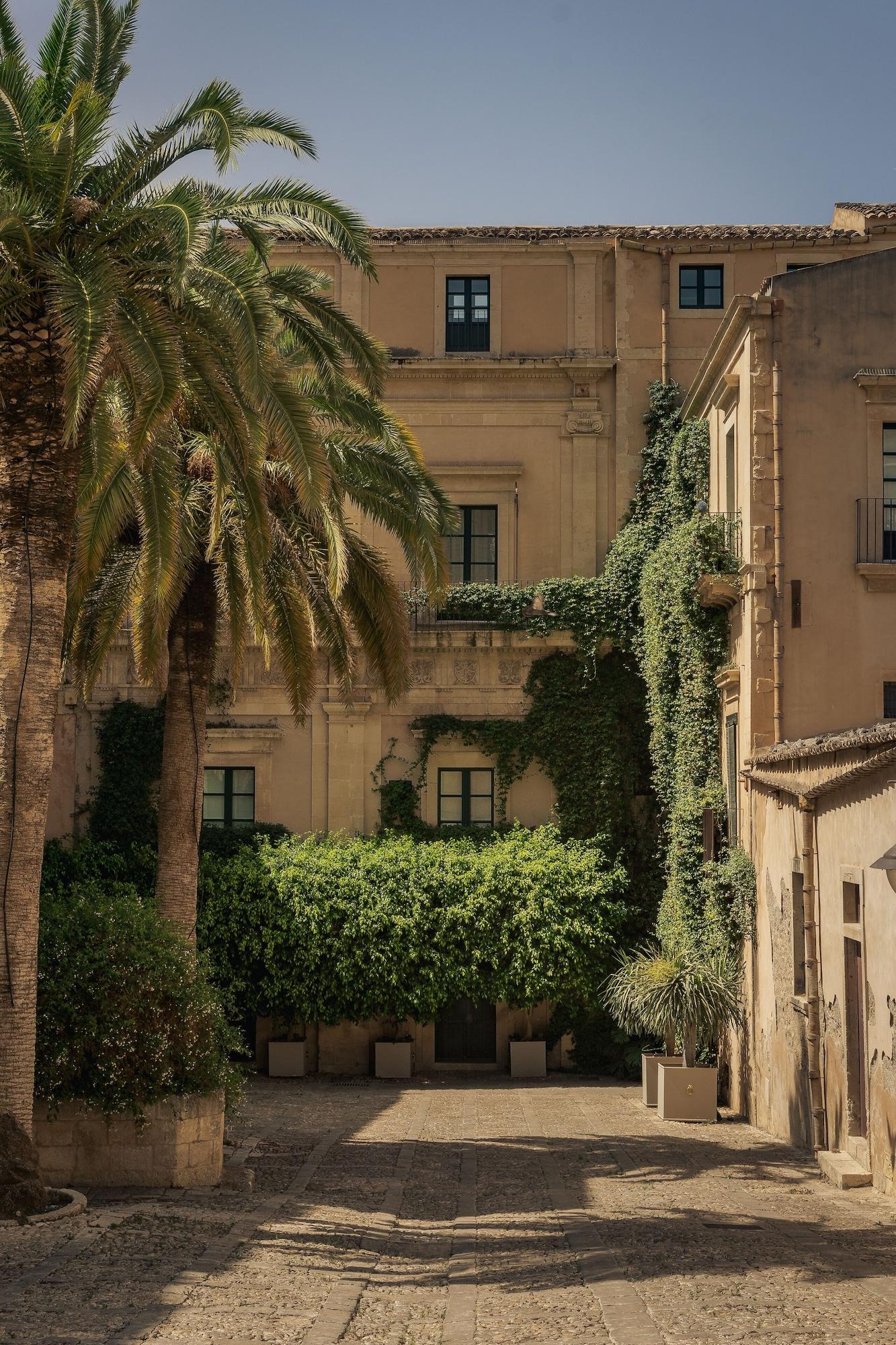 Vista Exterior Seven Rooms Villadorata
