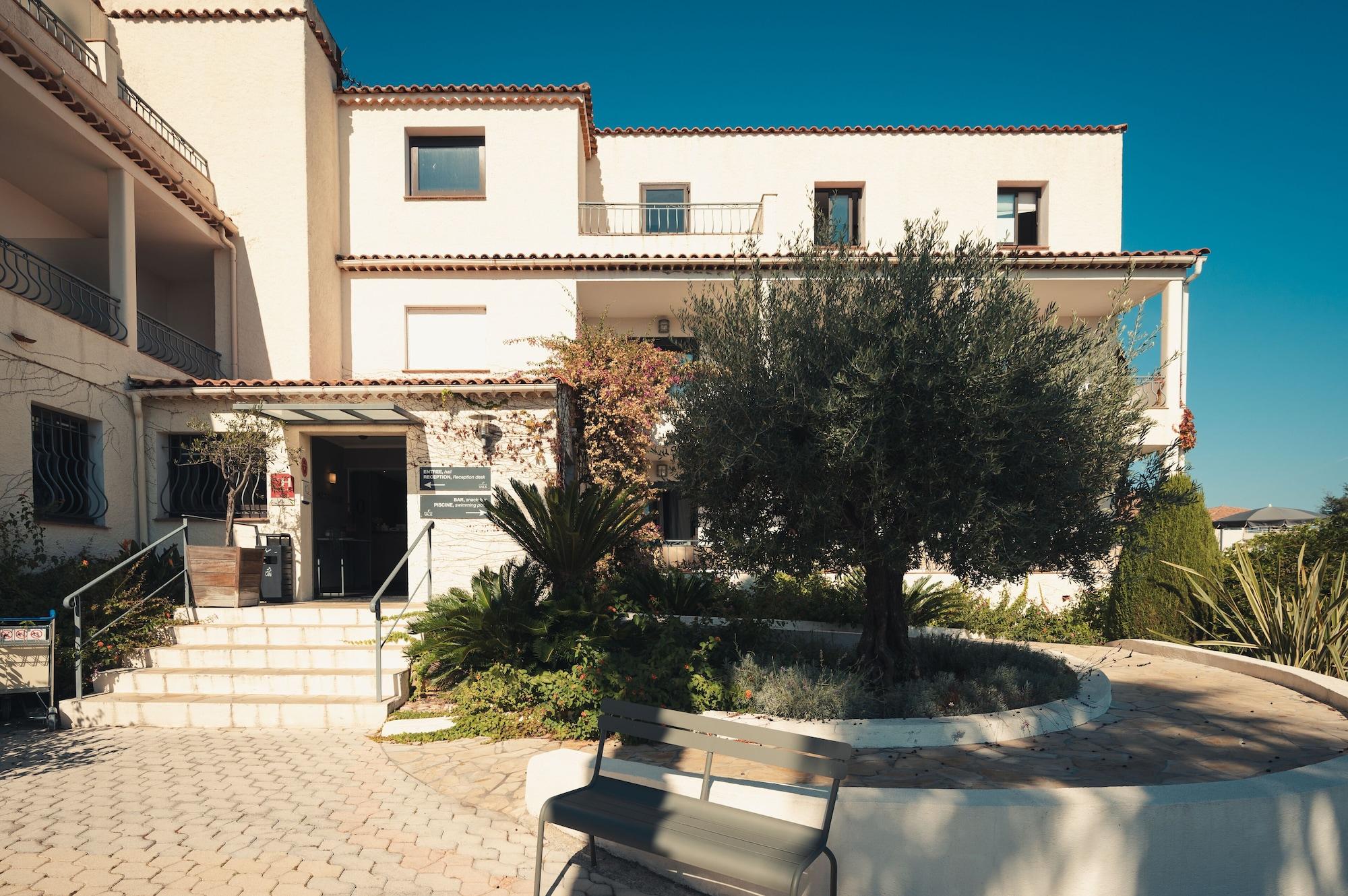 Vista Exterior Van der Valk Hotel Le Catalogne Saint Aygulf