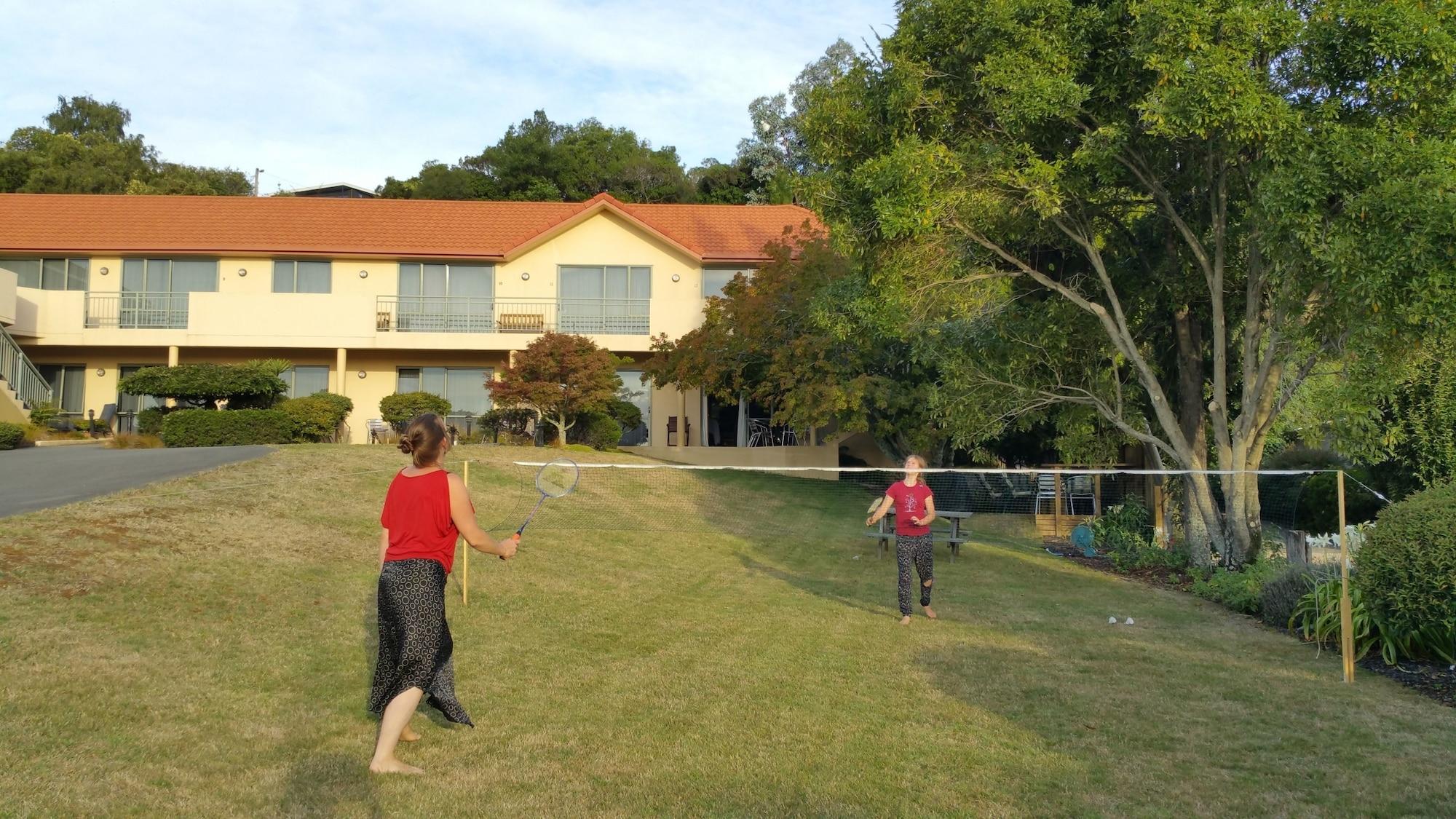 Instalaciones Recreativas Abelia Motor Lodge