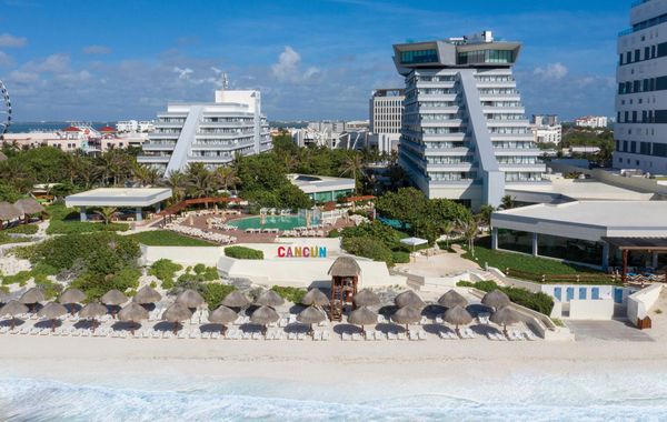 Park Royal Beach Cancun - Hoteles cerca de Playa Marlín en Cancún