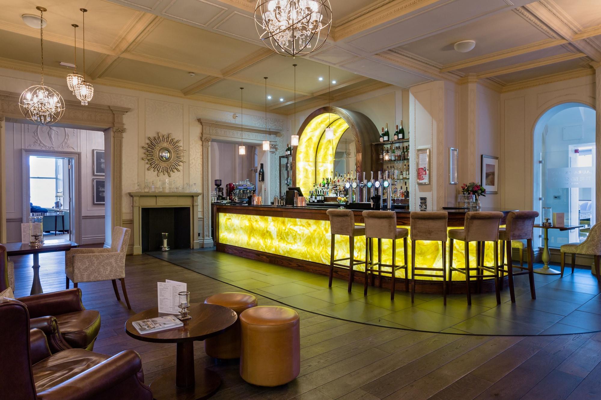 Bar/Salón The Belsfield Hotel