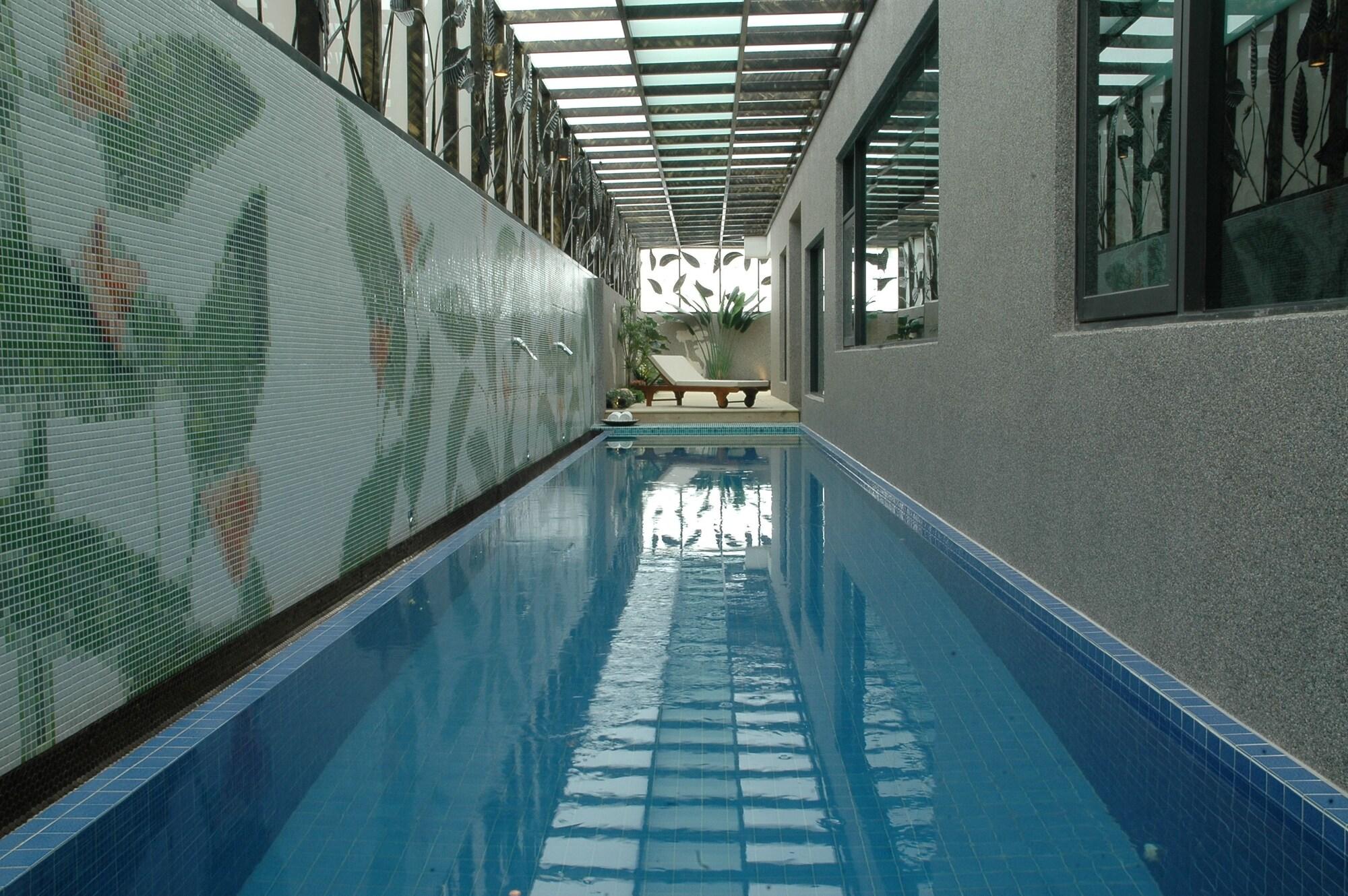 Vista Piscina All-Ur Boutique Motel - Chung-Li Branch