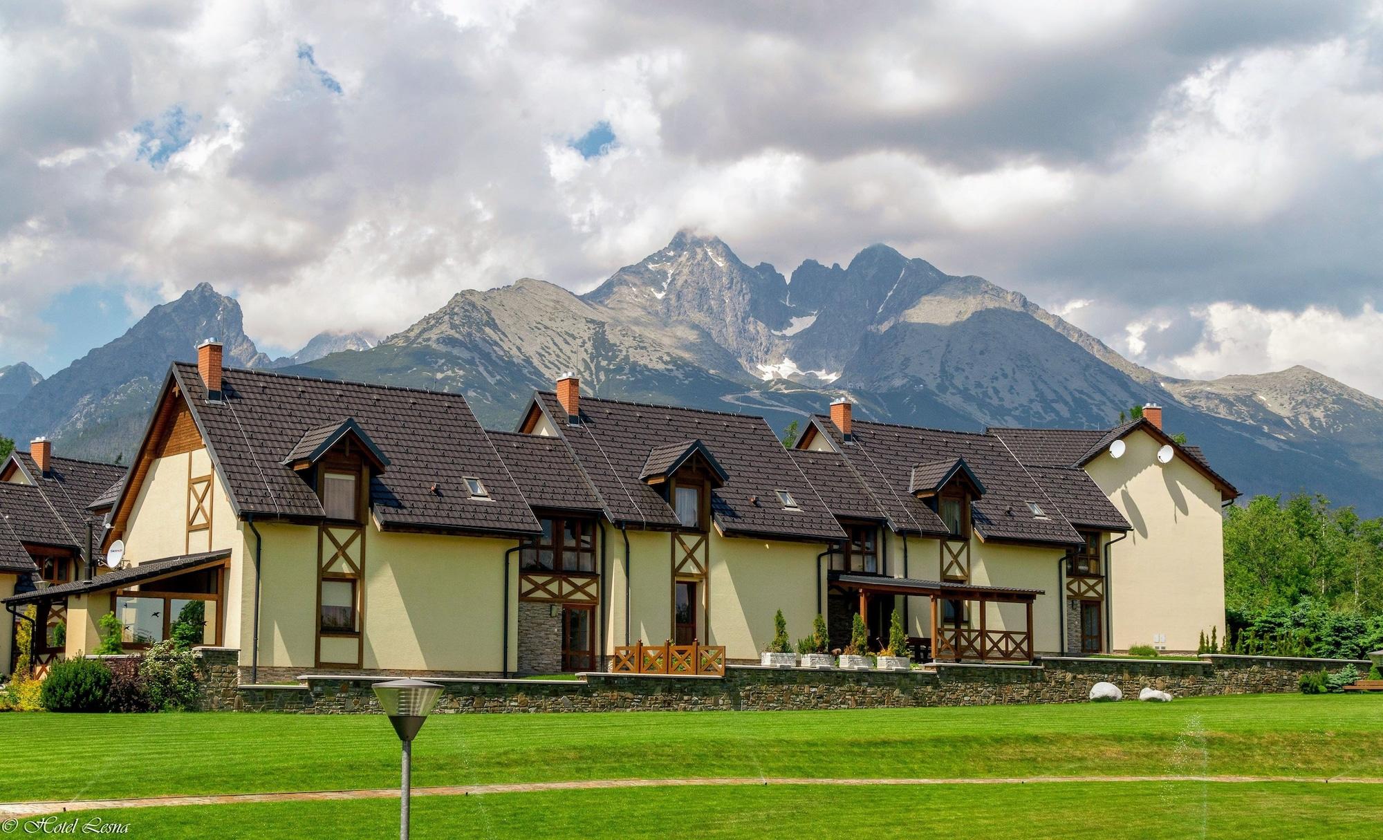 Vista Exterior Hotel Lesná