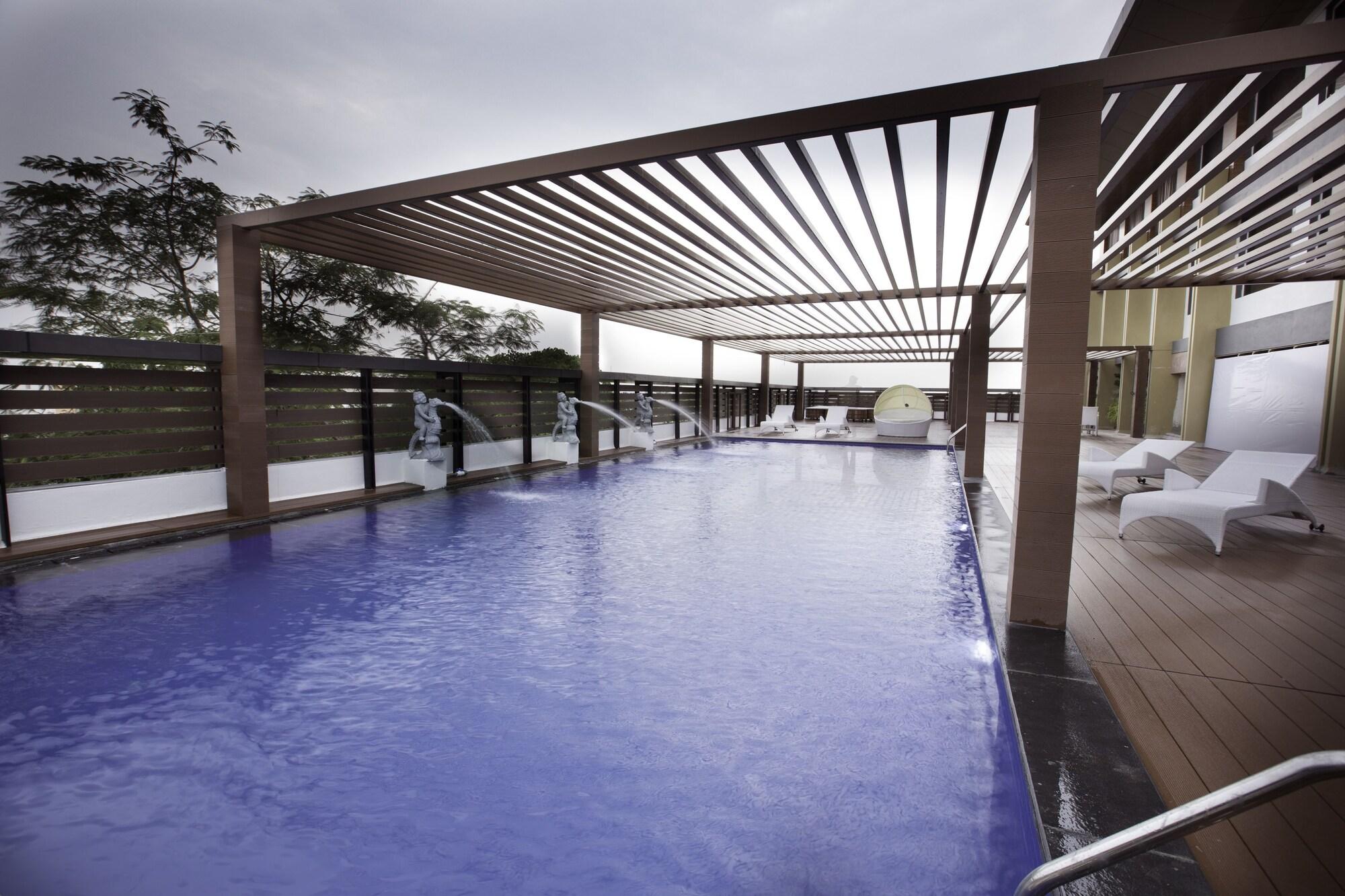 Varios Grand Kakinada by GRT Hotels