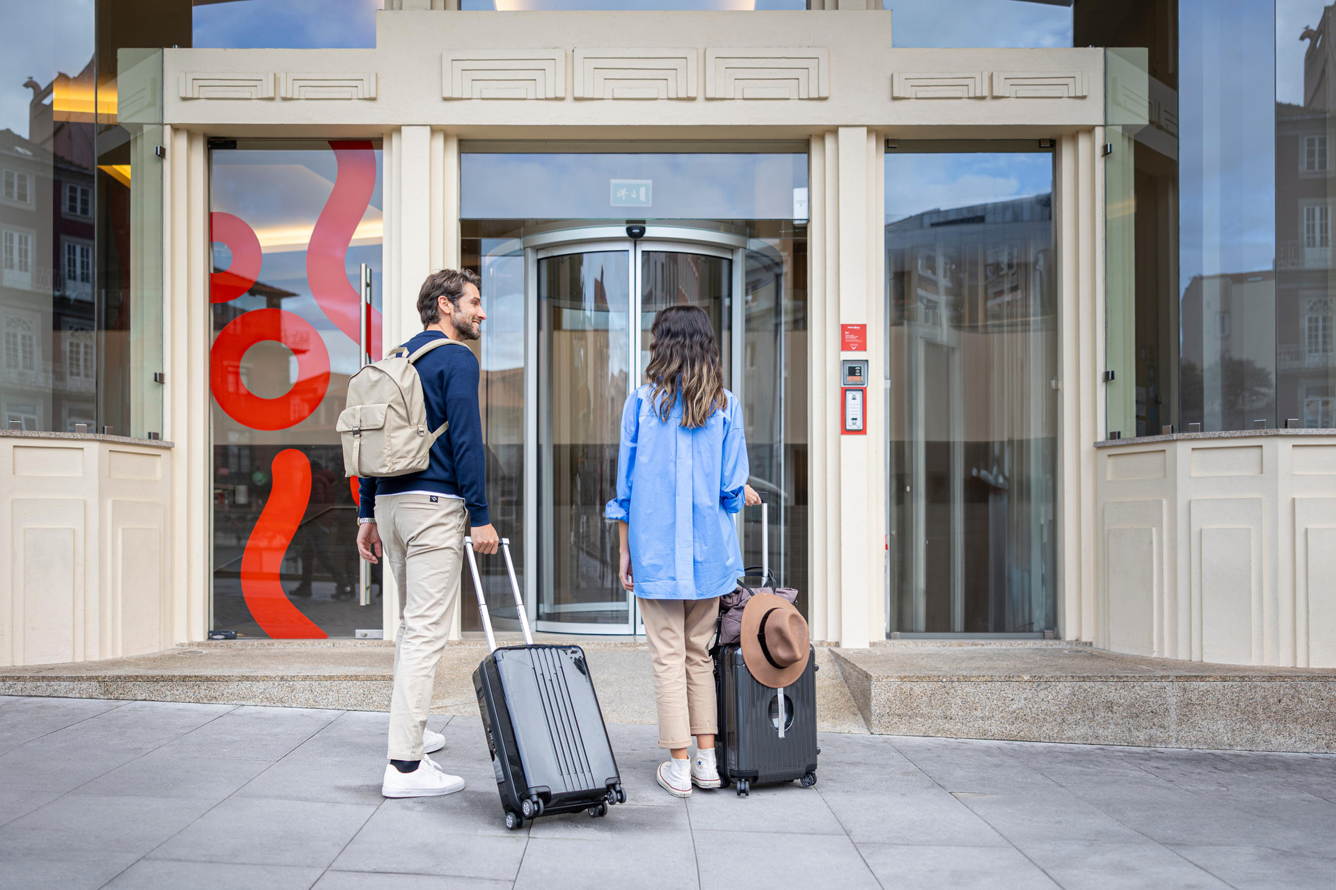 Vista Exterior Moov Hotel Porto Centro