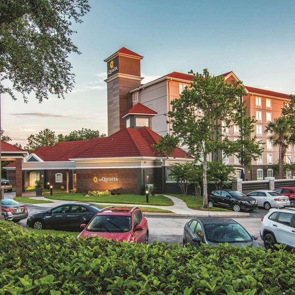 La Quinta Inn and Suites Orlando UCF