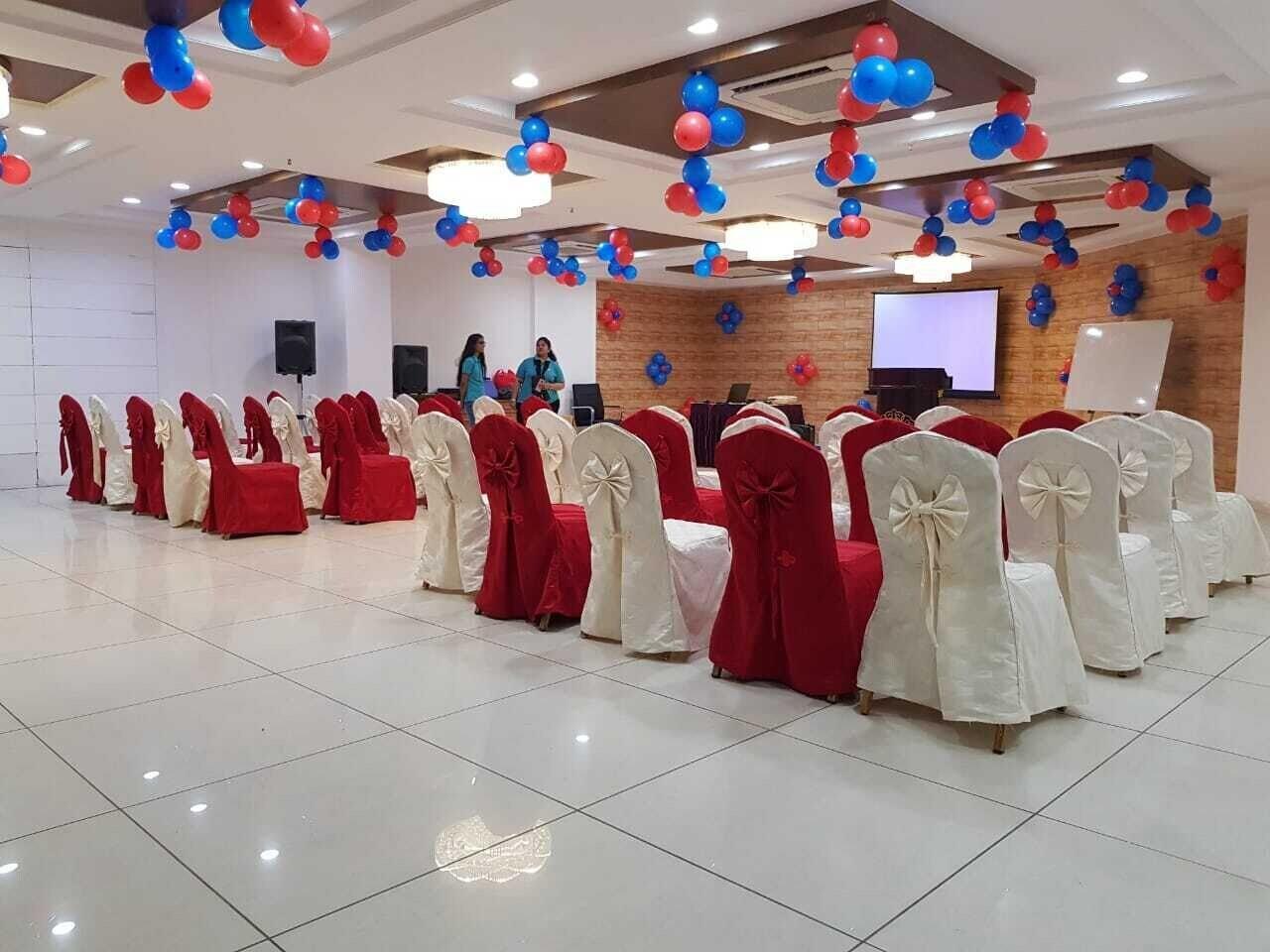 Salón de Baile Dev Aadi Hotel