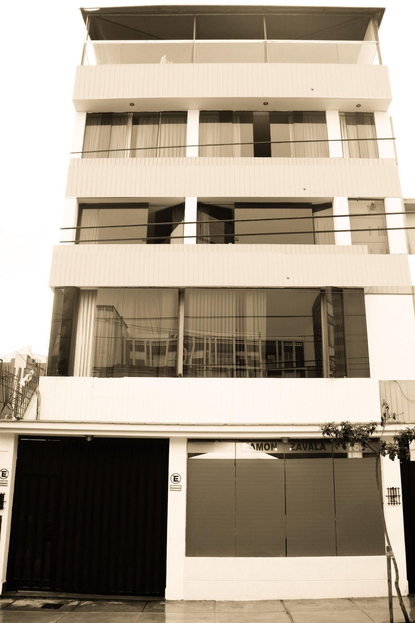 Varios Inti Killa Hostel