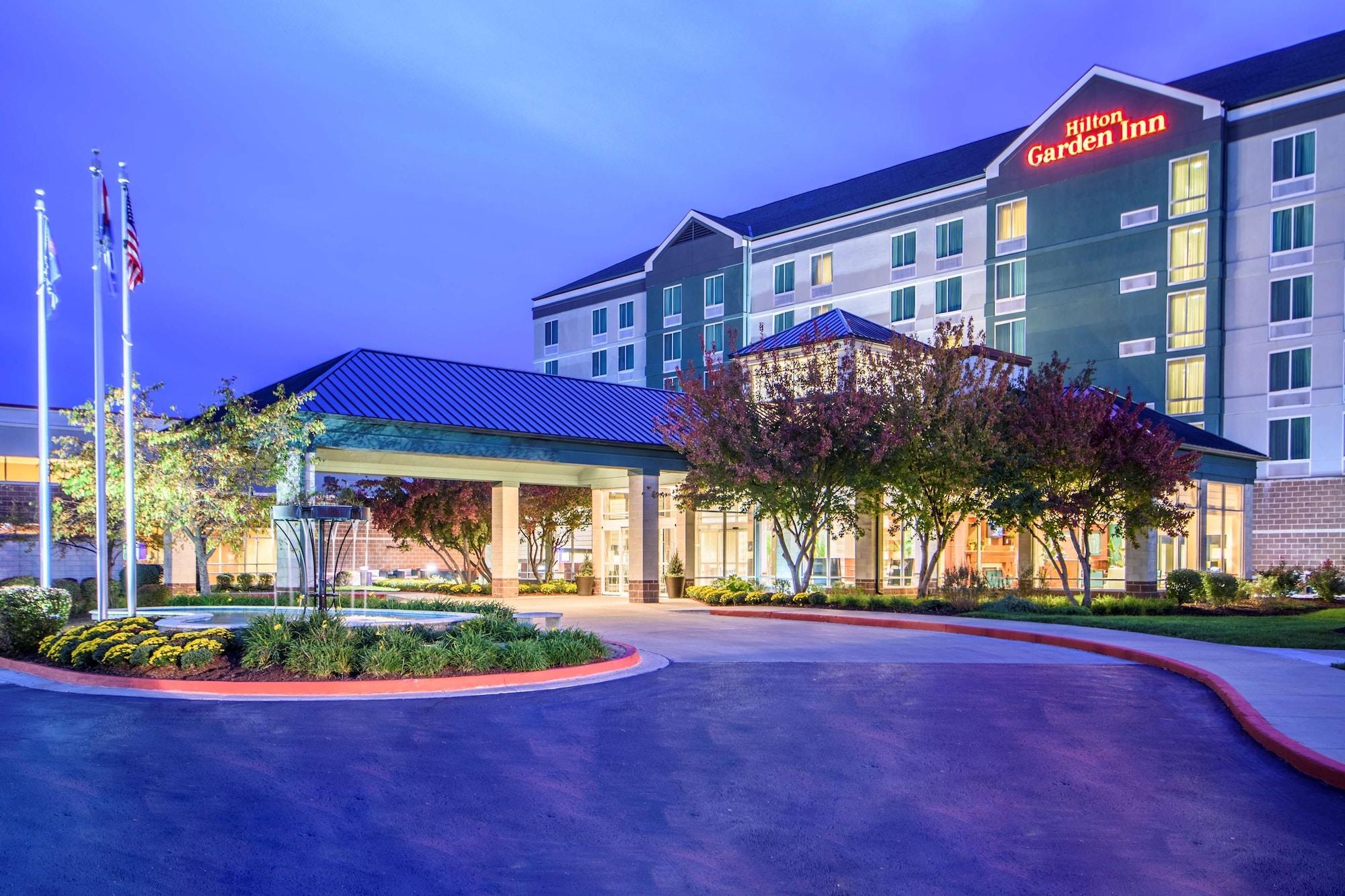 Vista Exterior Hilton Garden Inn Independence