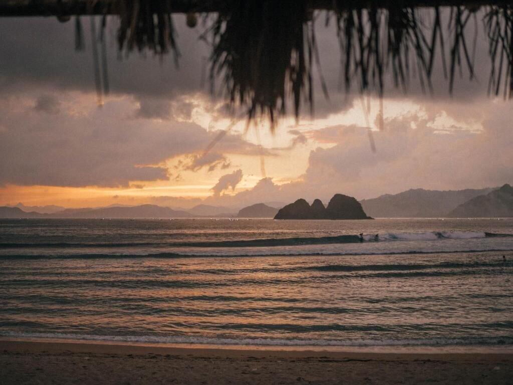 Playa Mawun Raya Resort