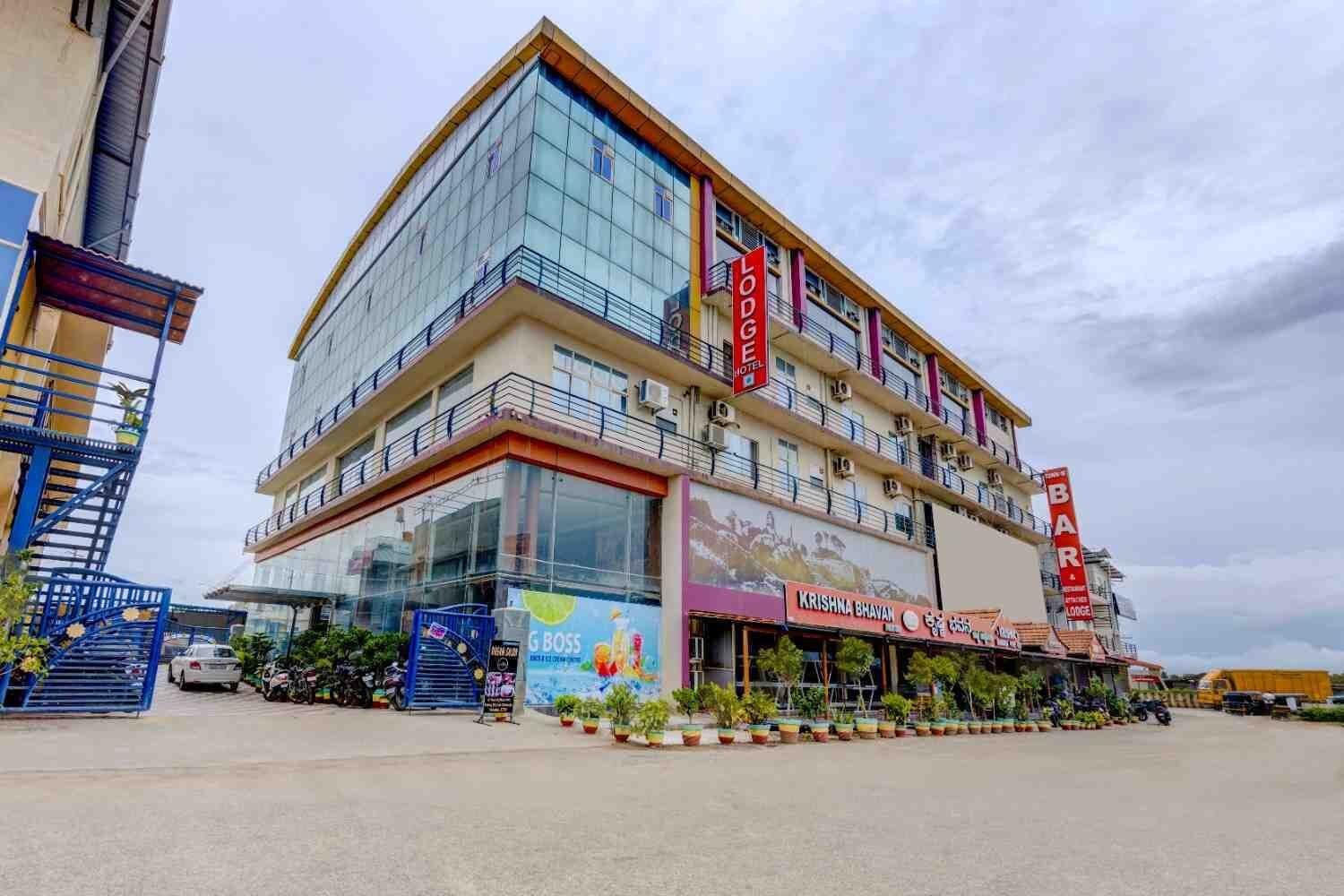 Vista Exterior IROOMZ Eco - HOTEL BIG BOSS