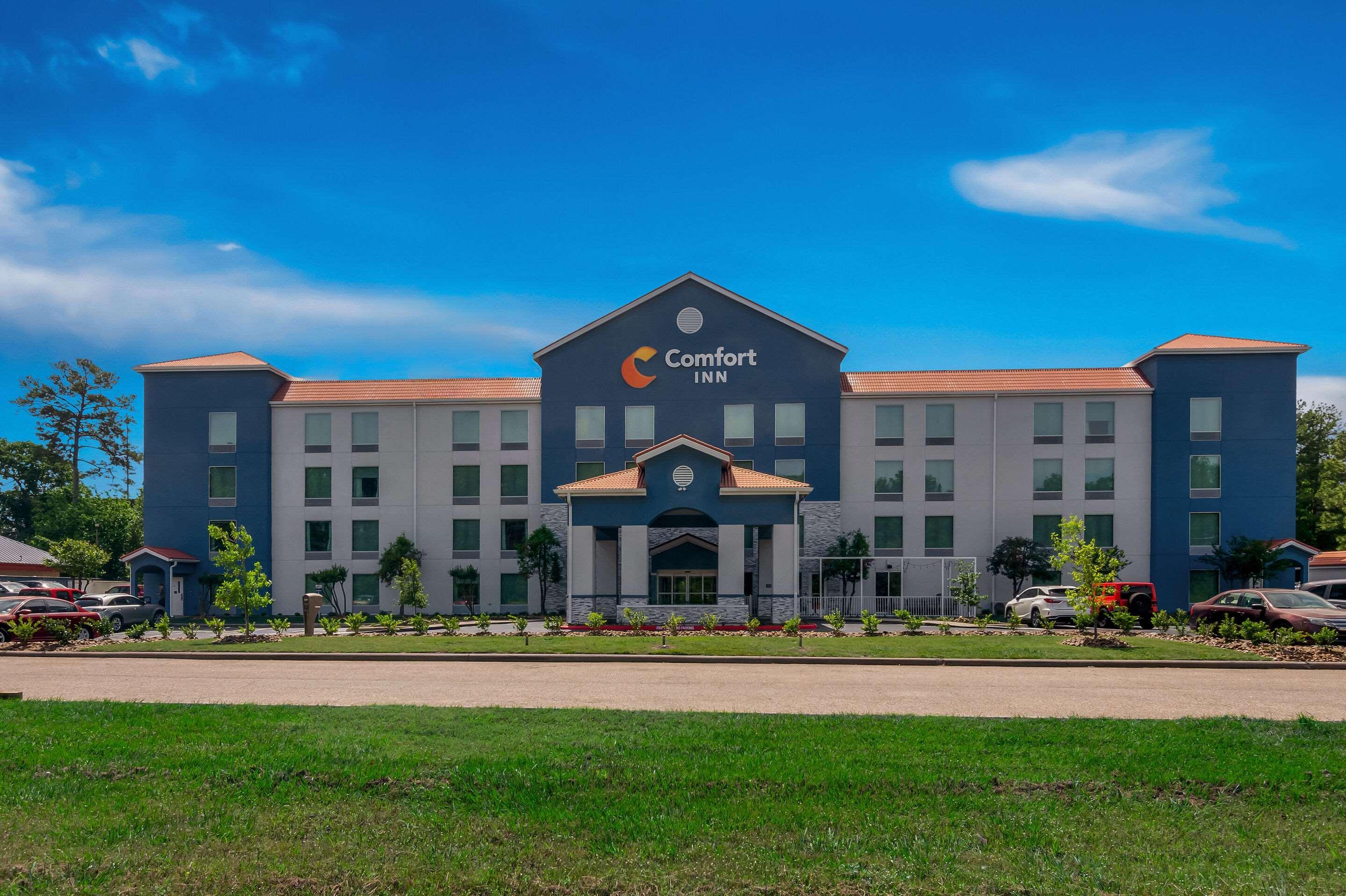 Vista Exterior Comfort Inn Conroe