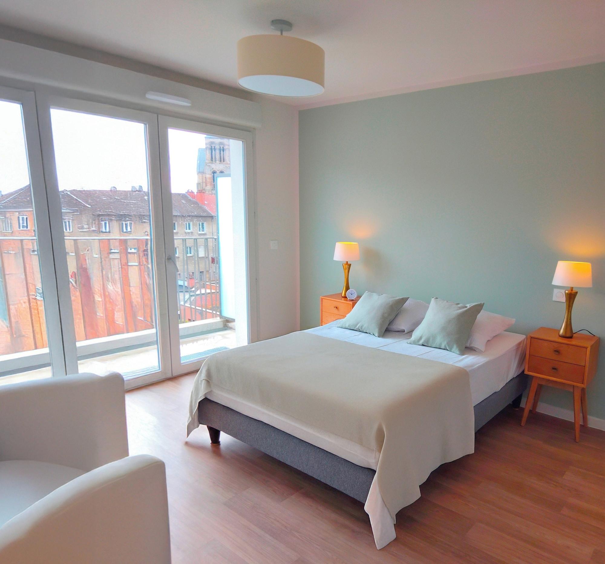 Varios Zenao Appart'hôtels Châlons-en-Champagne