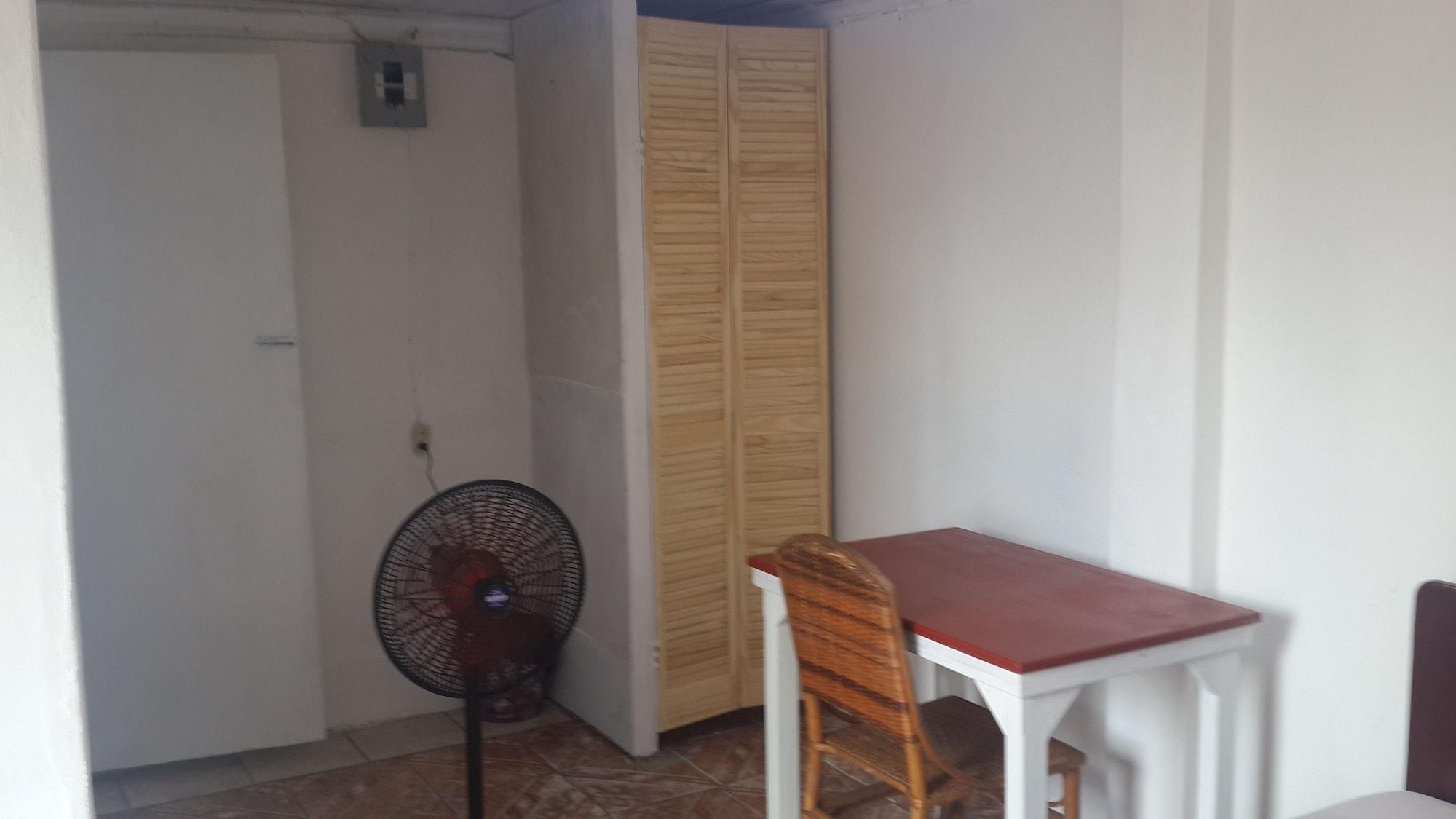 Habitación Julian Guest House