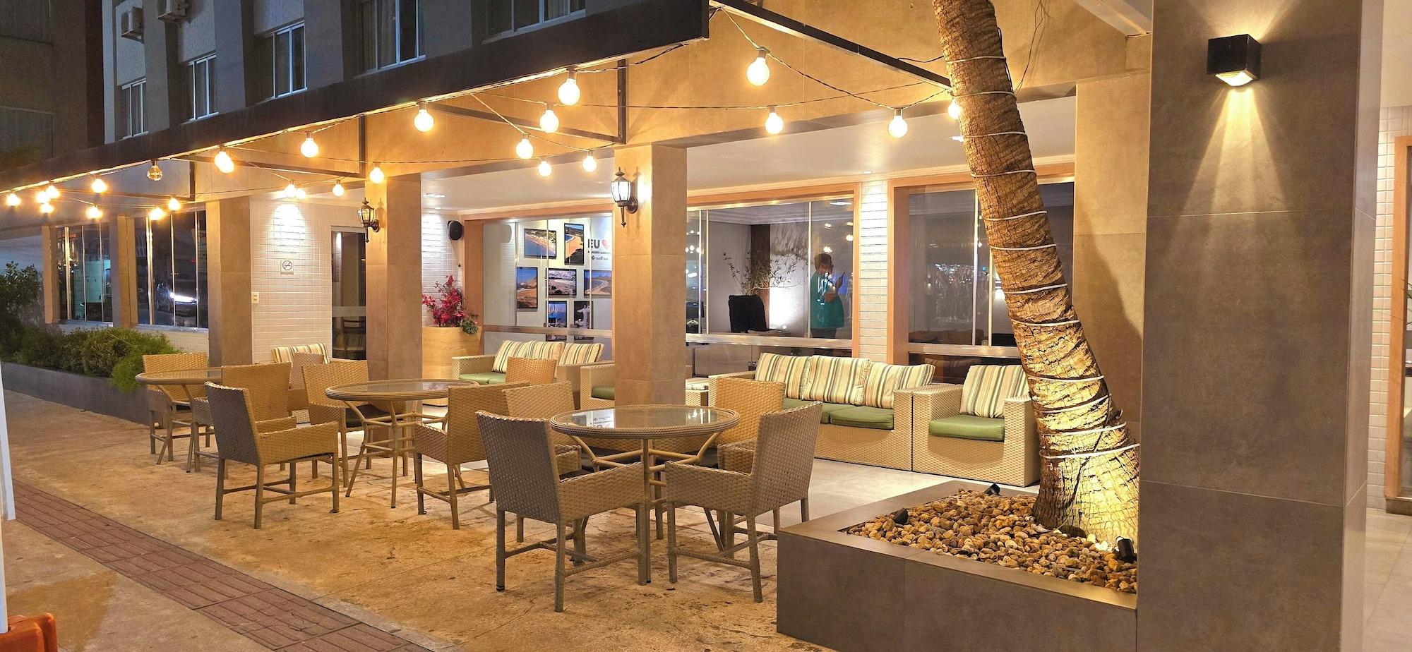 Vista Exterior Hotel Gracher Praia