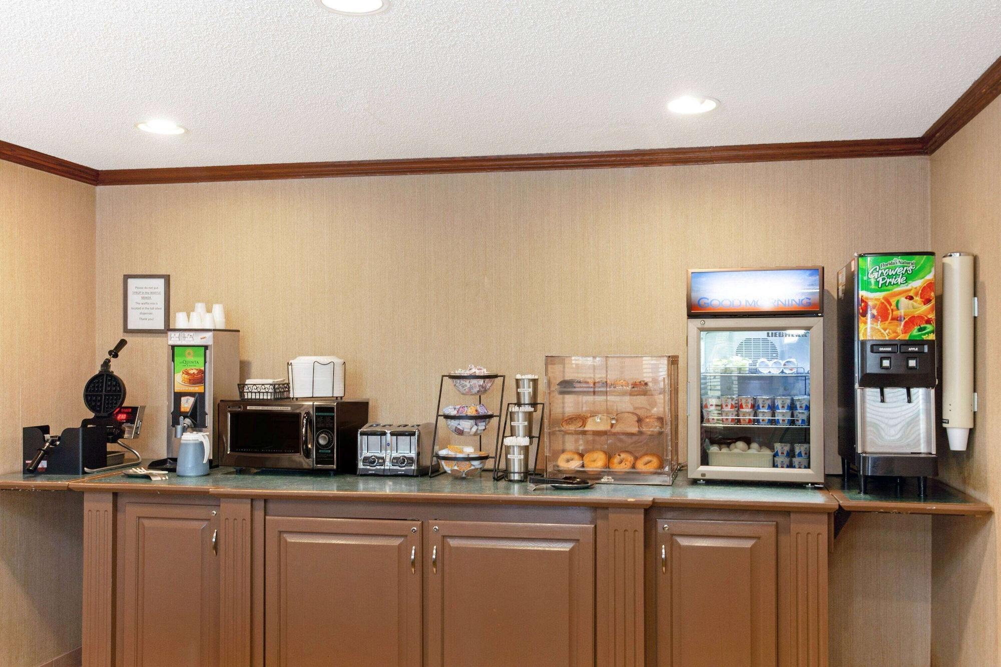 Restaurant La Quinta Inn & Suites by Wyndham Stevens Point