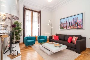 Alquiler Vacacional - MADRID-SOL-GATE PLAZA MAYOR, New Apartment, Comodo, modern design.