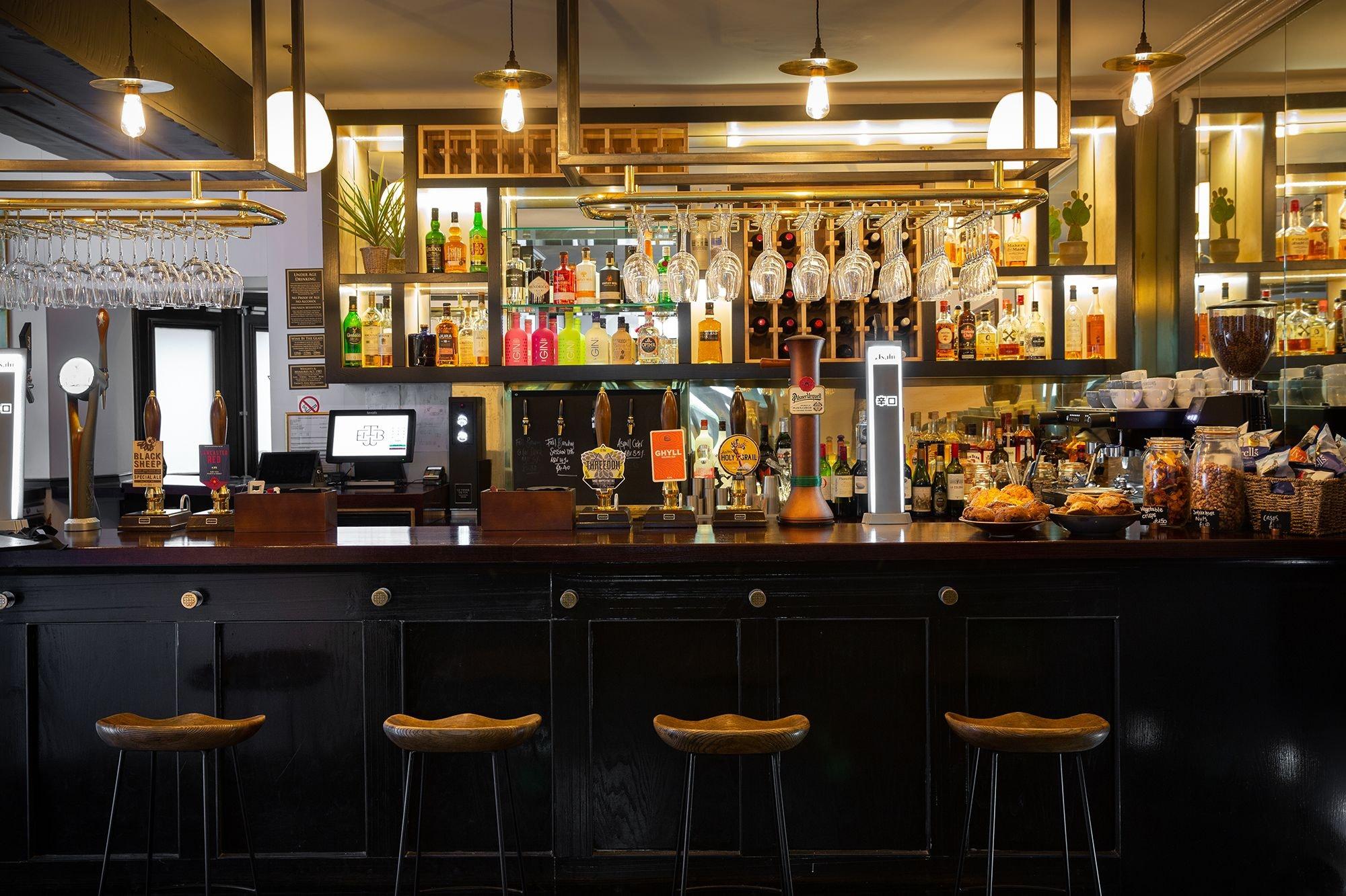 Bar/Salón The Black Bull Inn