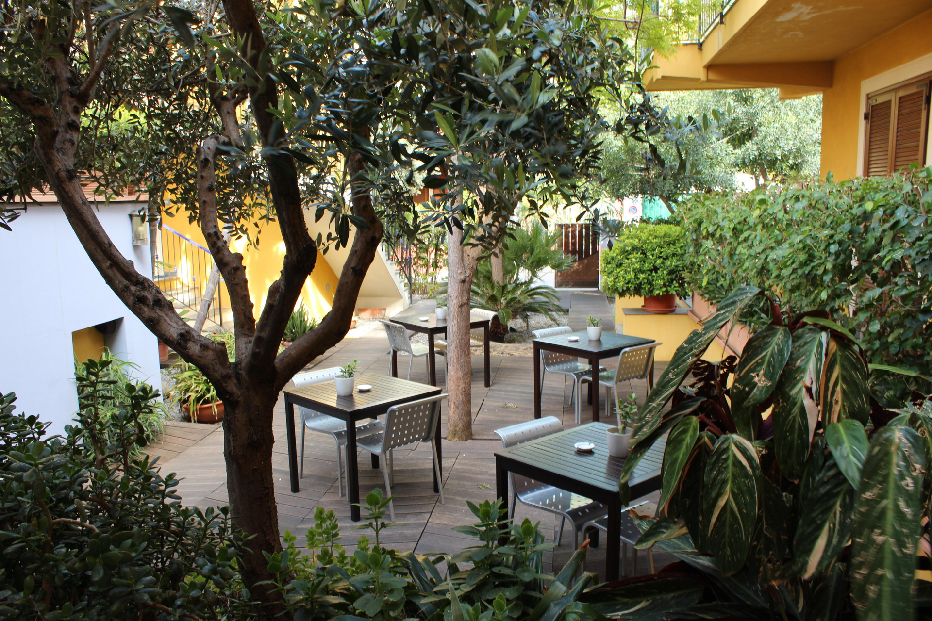 Vista Lobby Esperia