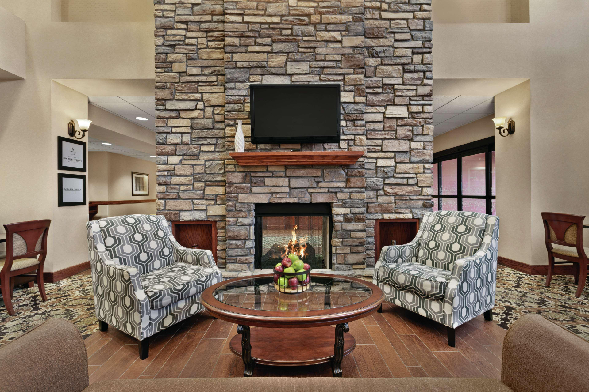 Vista Lobby Hampton Inn & Suites Enid
