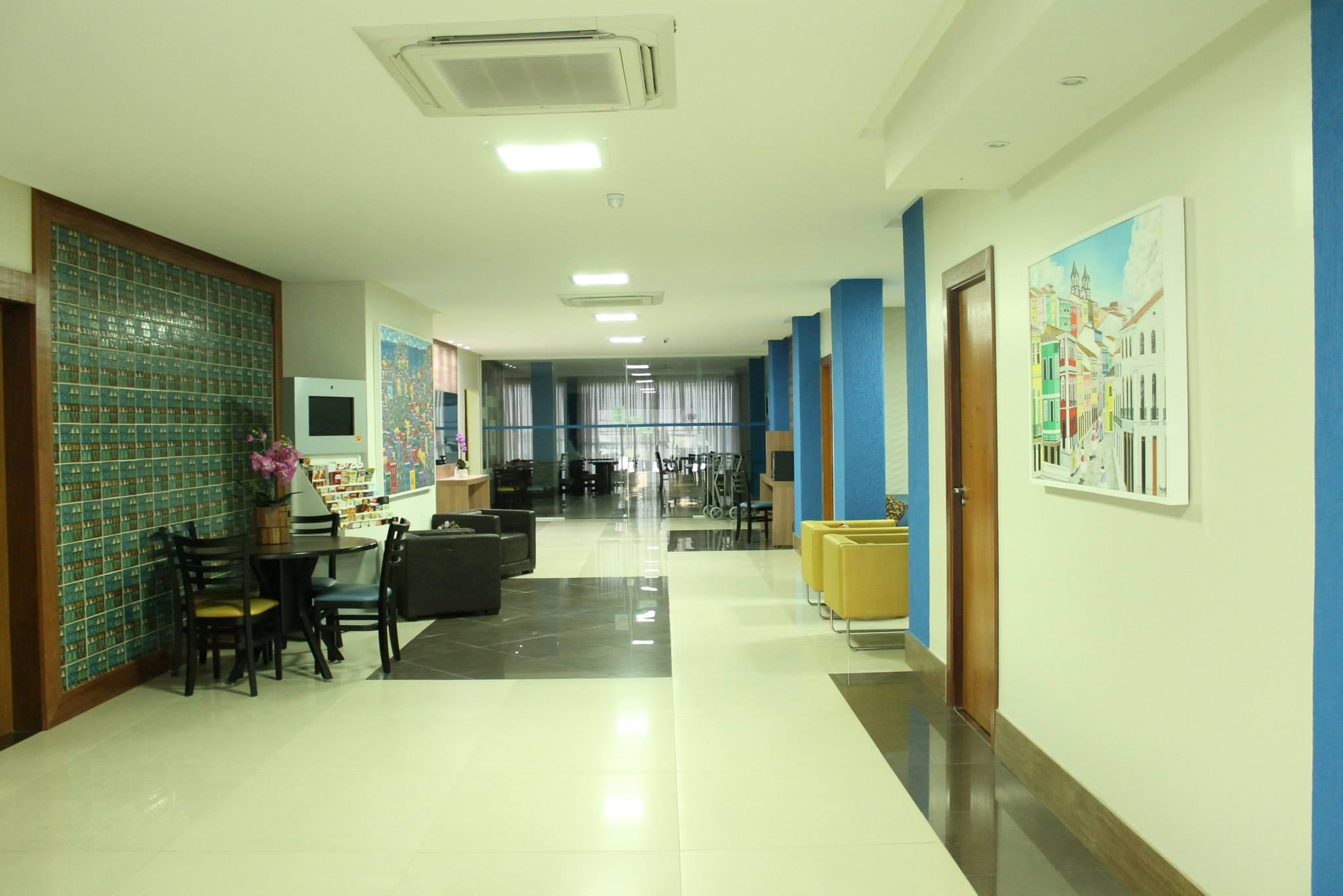Vista Lobby Hit Hotel