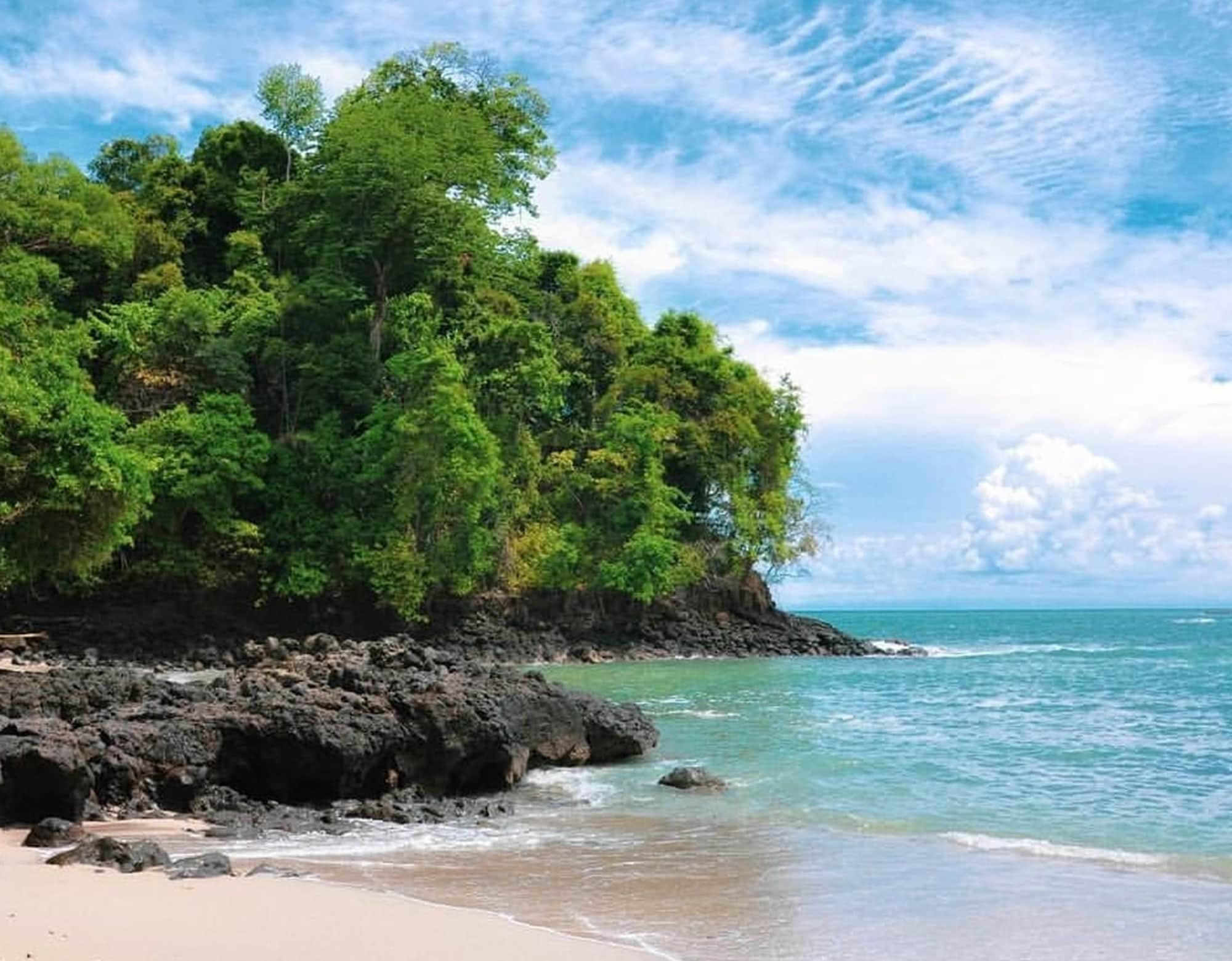 Playa Ocean View Penthouses by Issimo - Adults Only