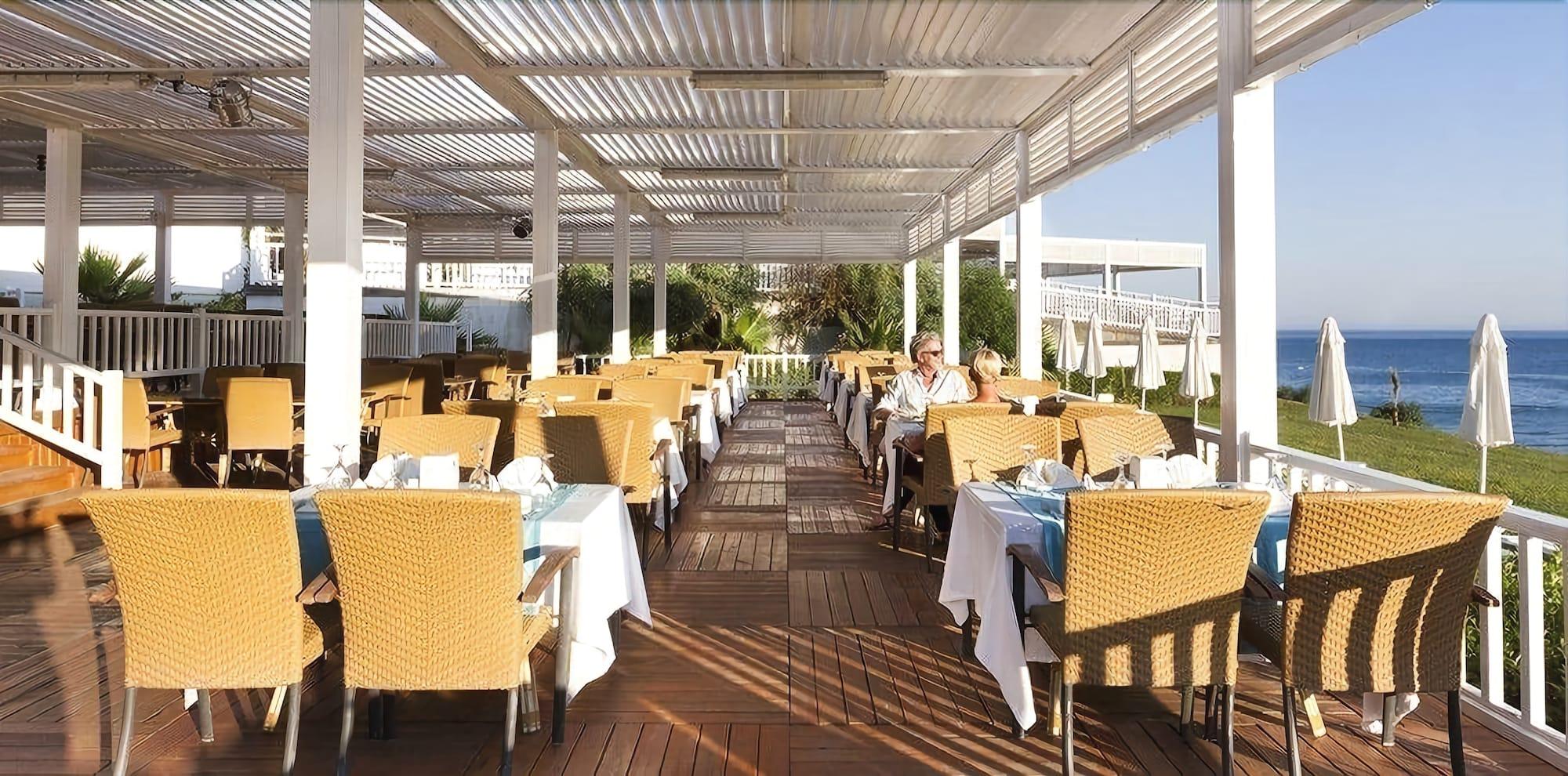 Restaurant Larissa Stone Palace - All Inclusive