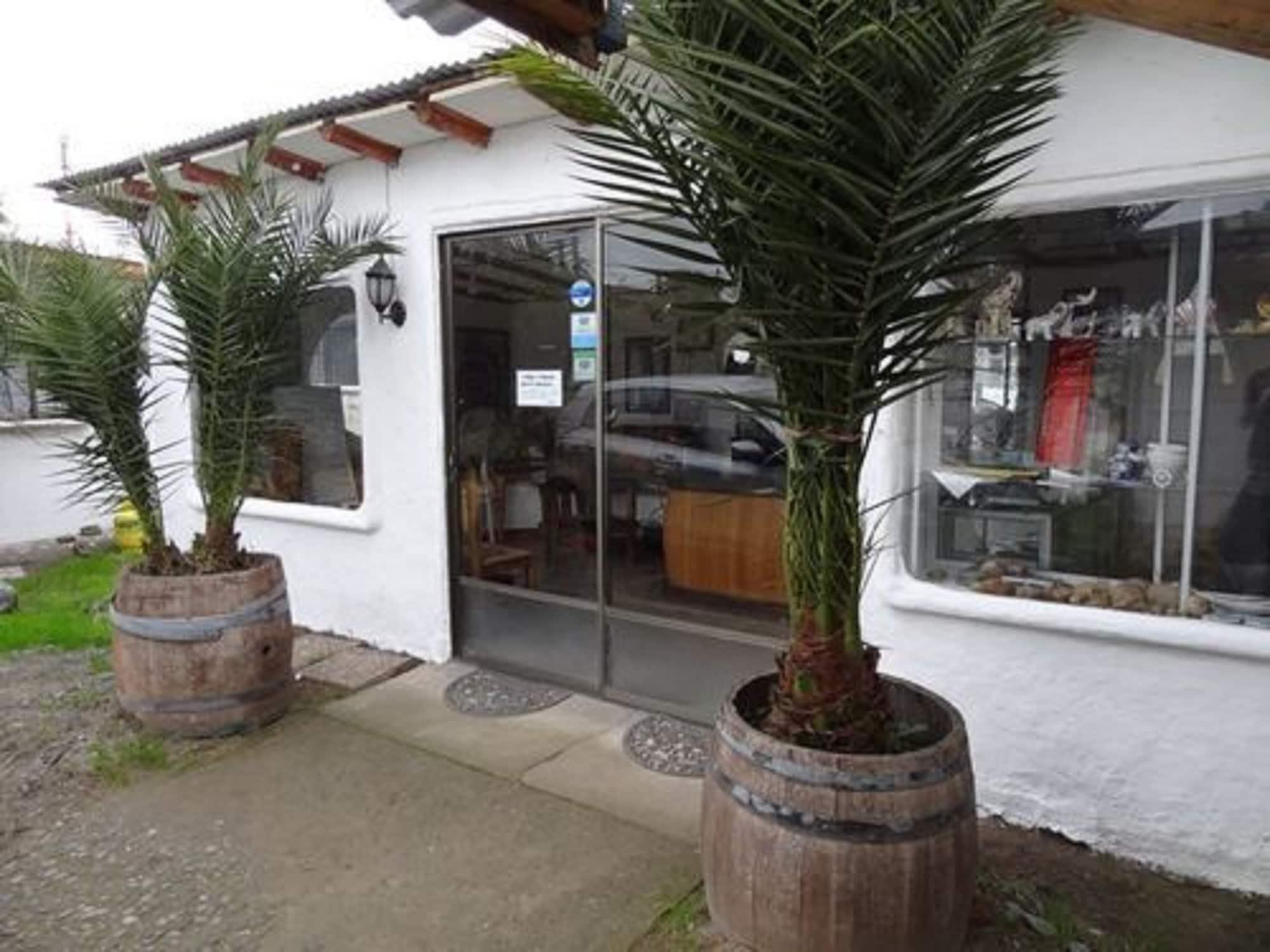 Vista Exterior Hostal Vida 2000