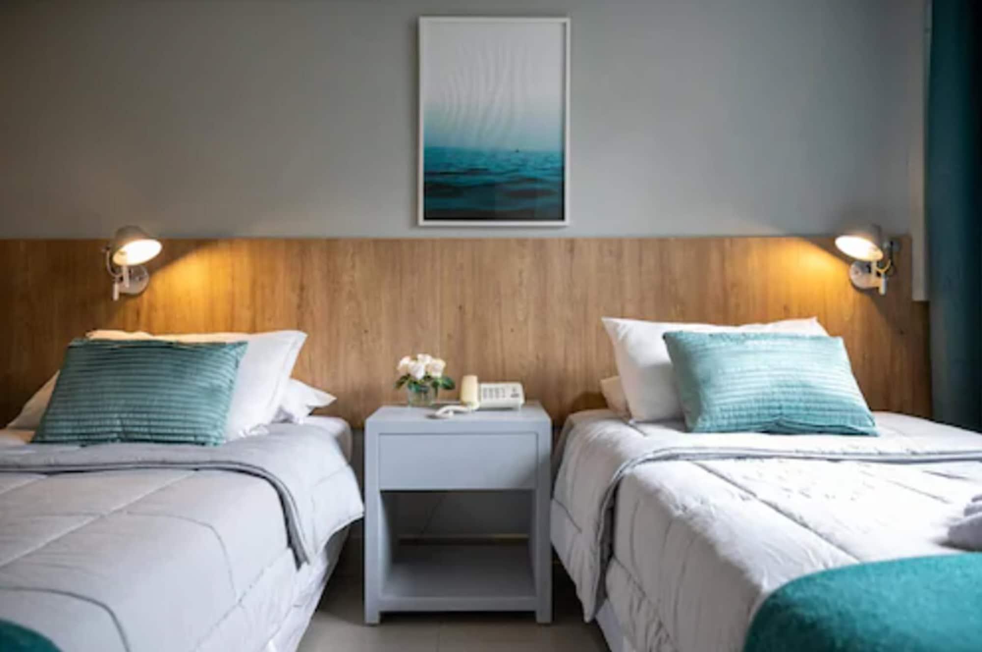 Varios Urbano Hotel