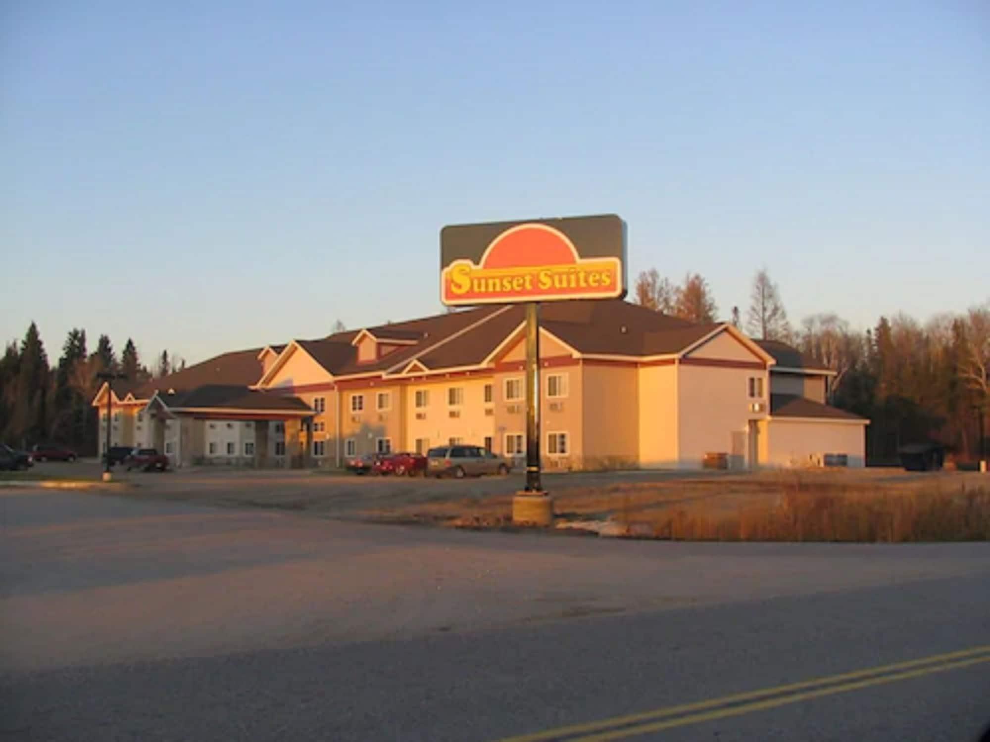 Varios Sunset Inn and Suites