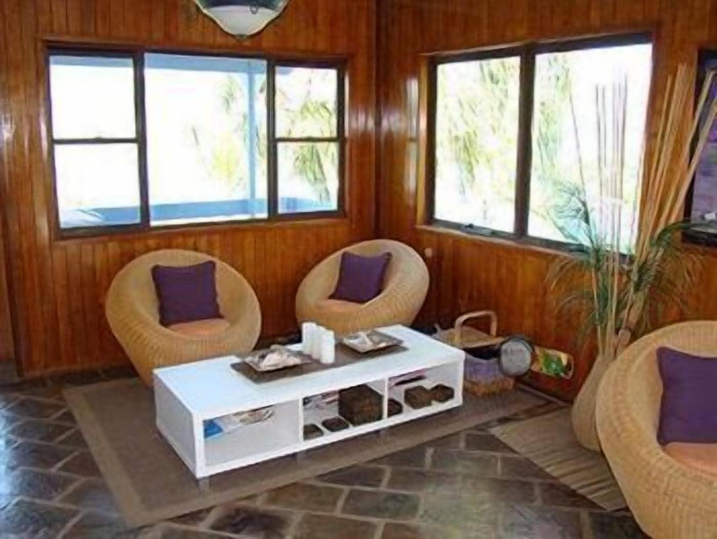 Vista Lobby Coral Point Lodge