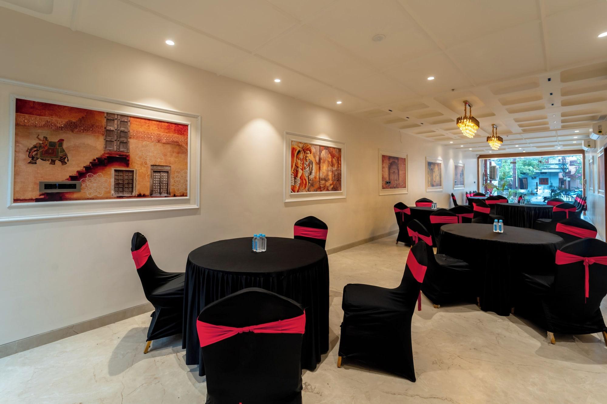 Salón de Baile Aceotel Select Sarvagya Nipania -  A Luxury Boutique Hotel