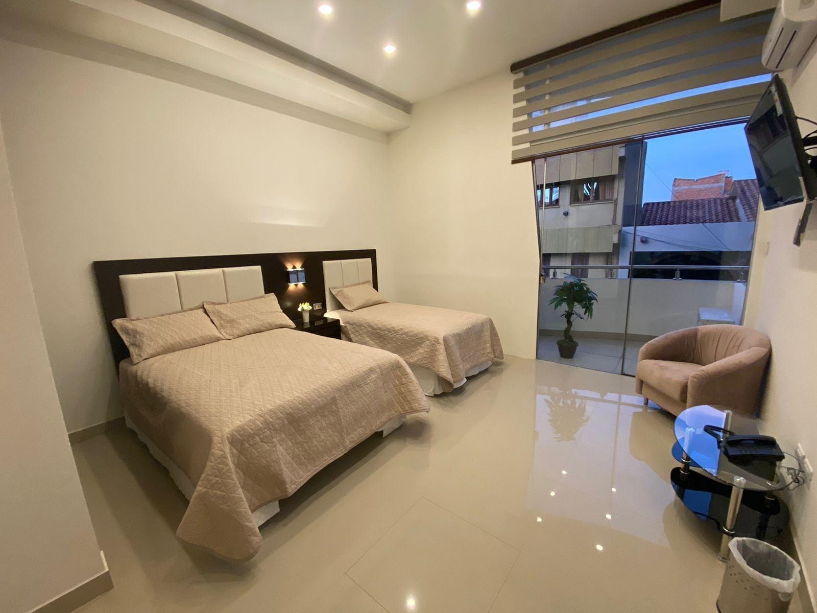 Habitación Hotel Innova