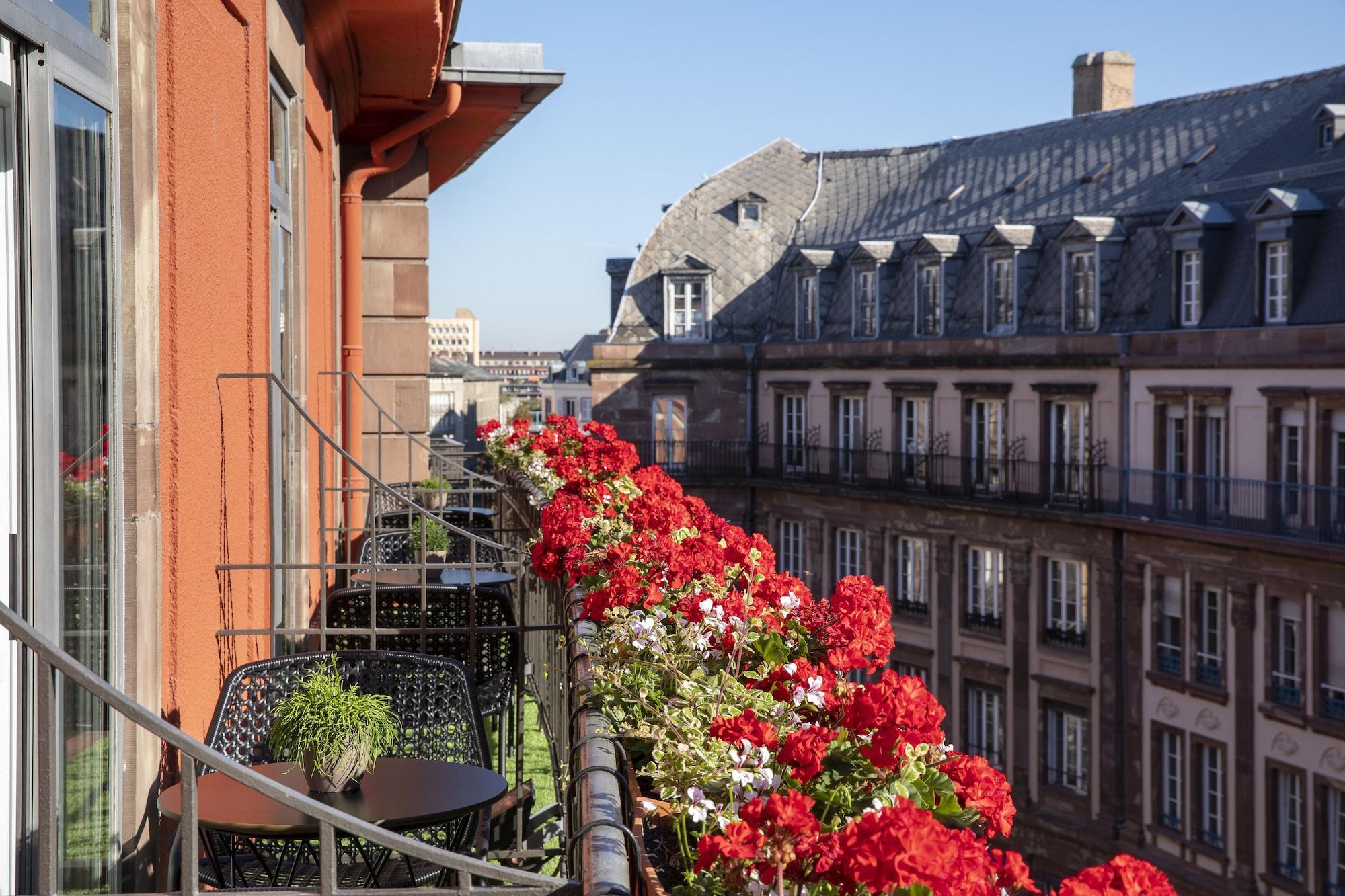 Vista Exterior Maison Rouge Strasbourg Hotel&Spa, Autograph Collection
