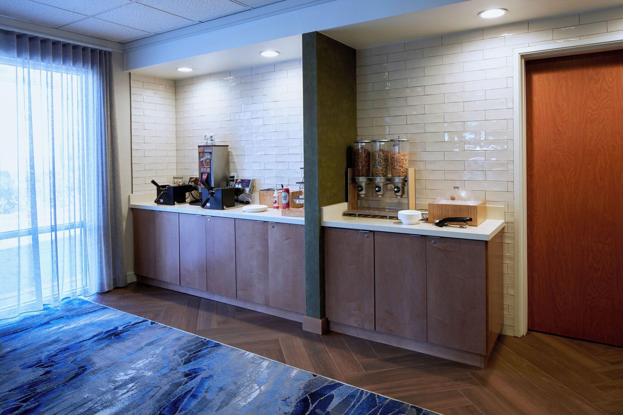 Restaurant Fairfield Inn and Suites by Marriott San Bernardino