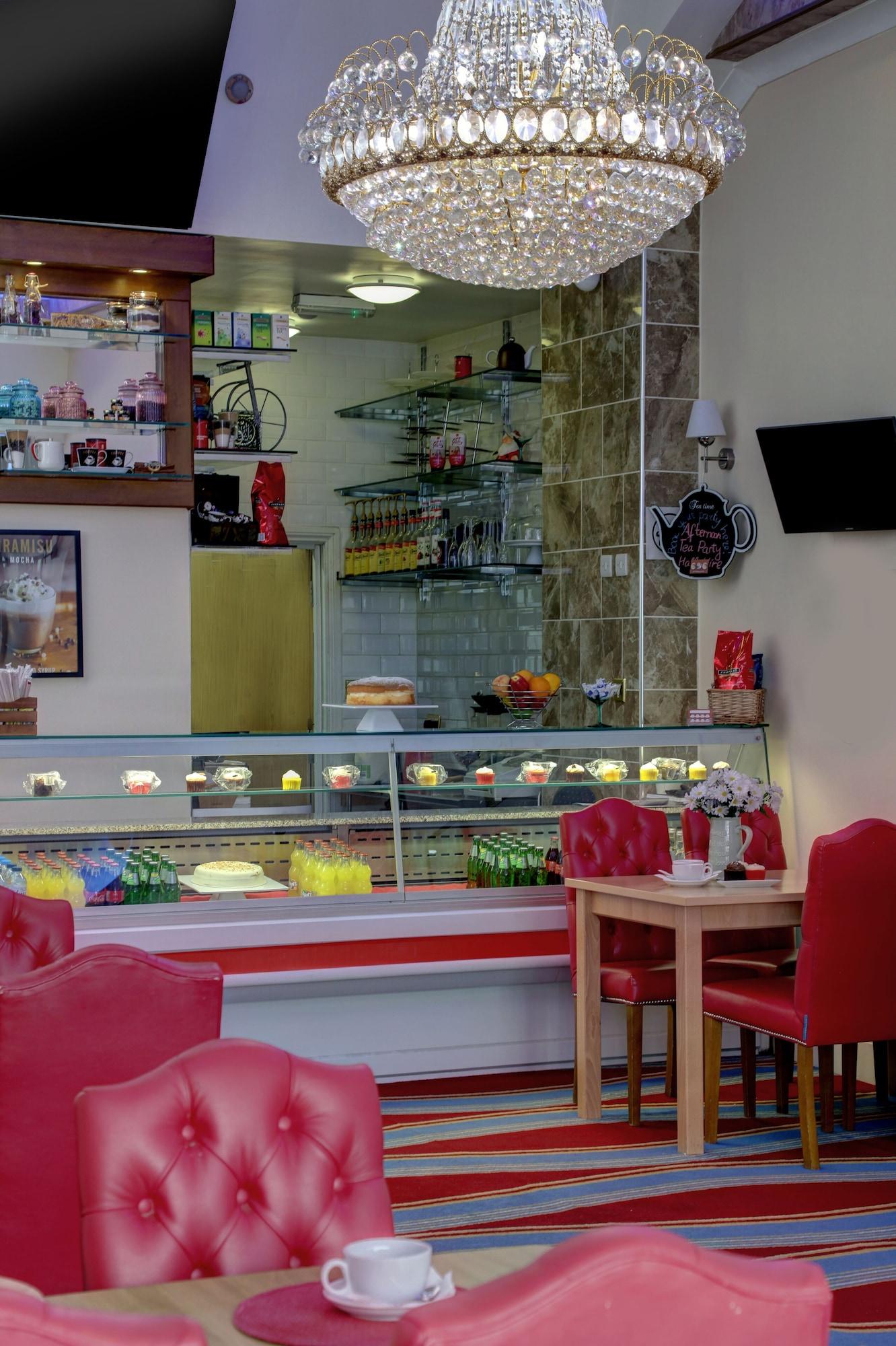 Bar/Salón Best Western Greater London Hotel