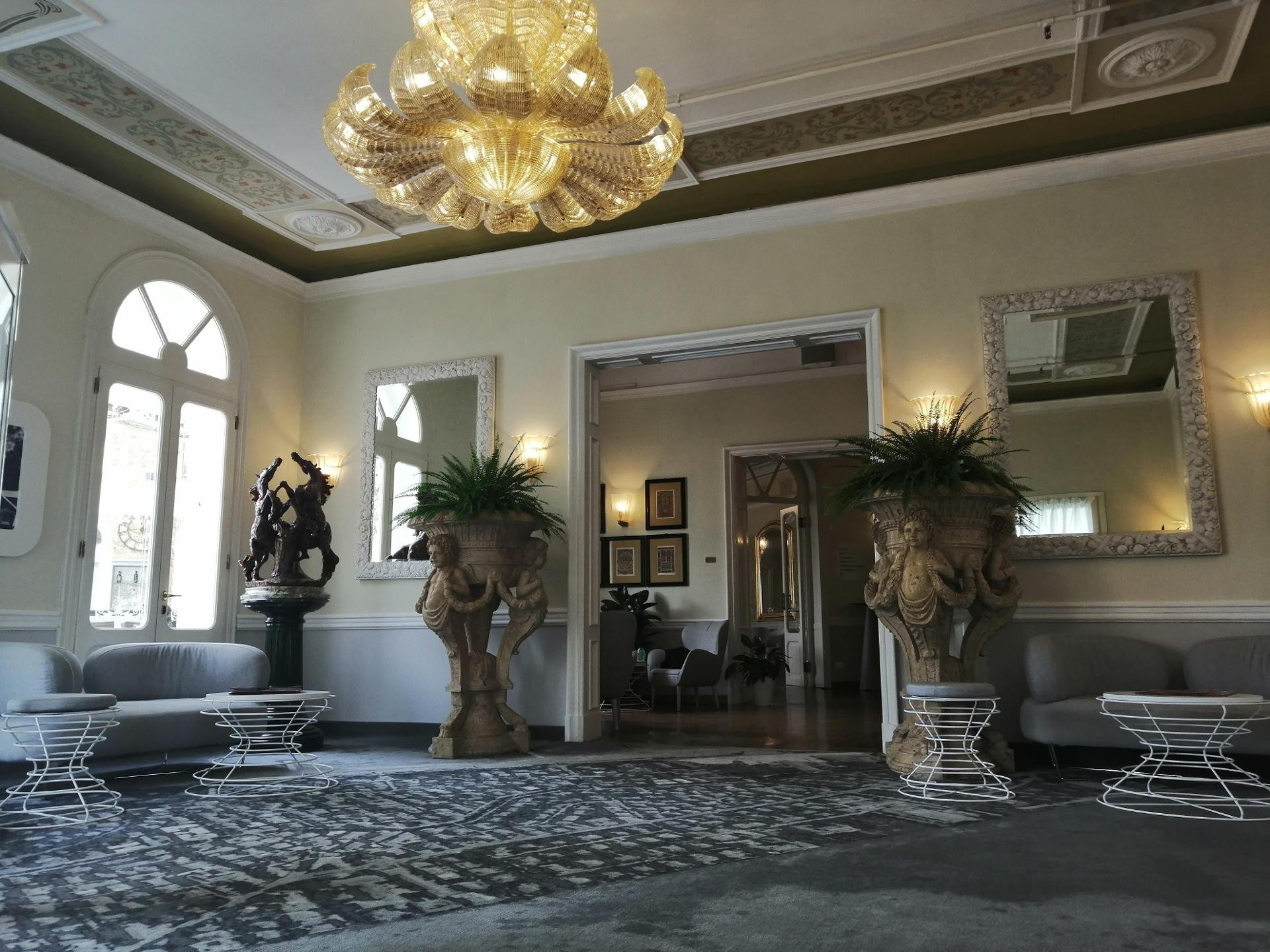 Vista Lobby Ausonia Hungaria