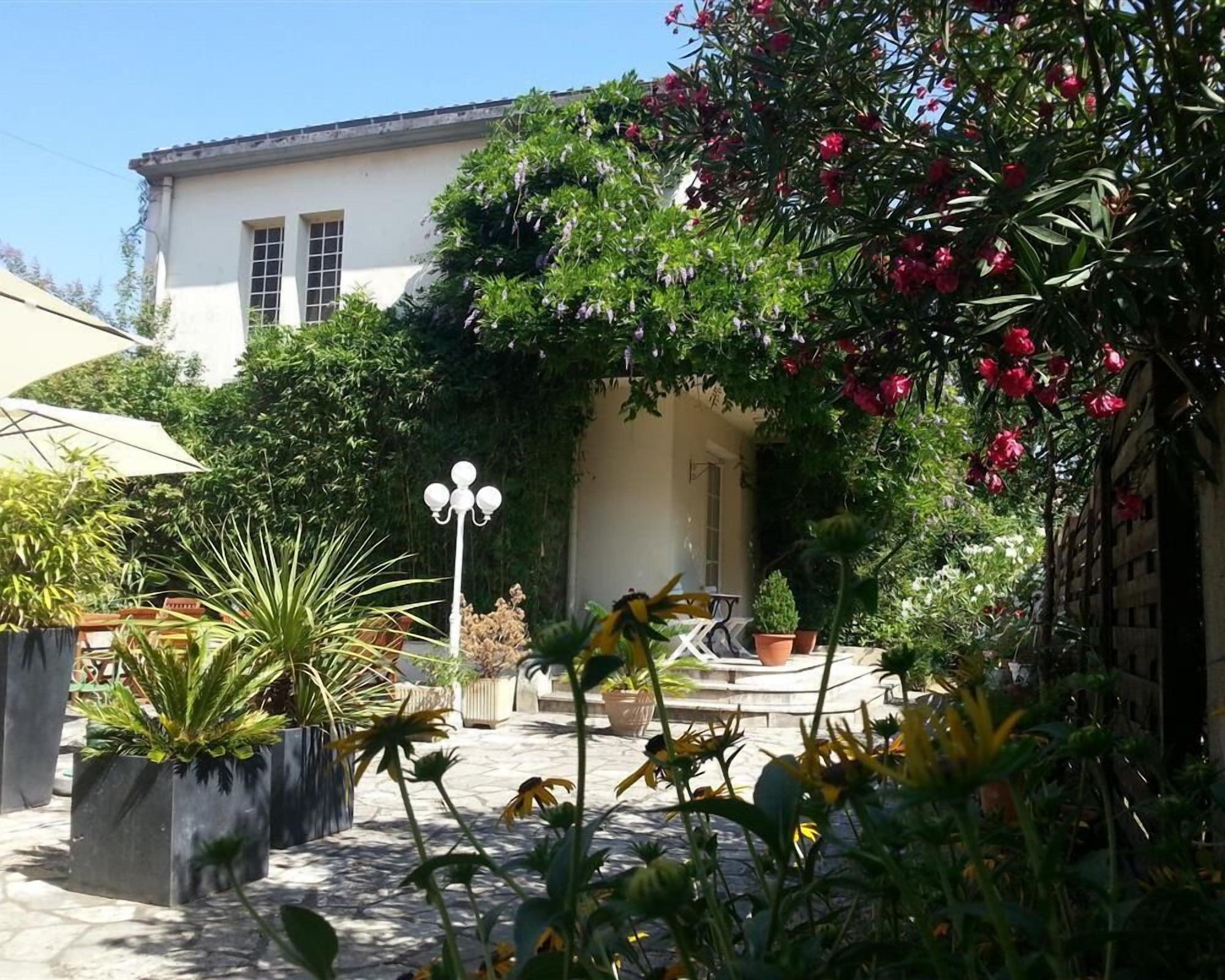 Vista Exterior Hôtel La Résidence