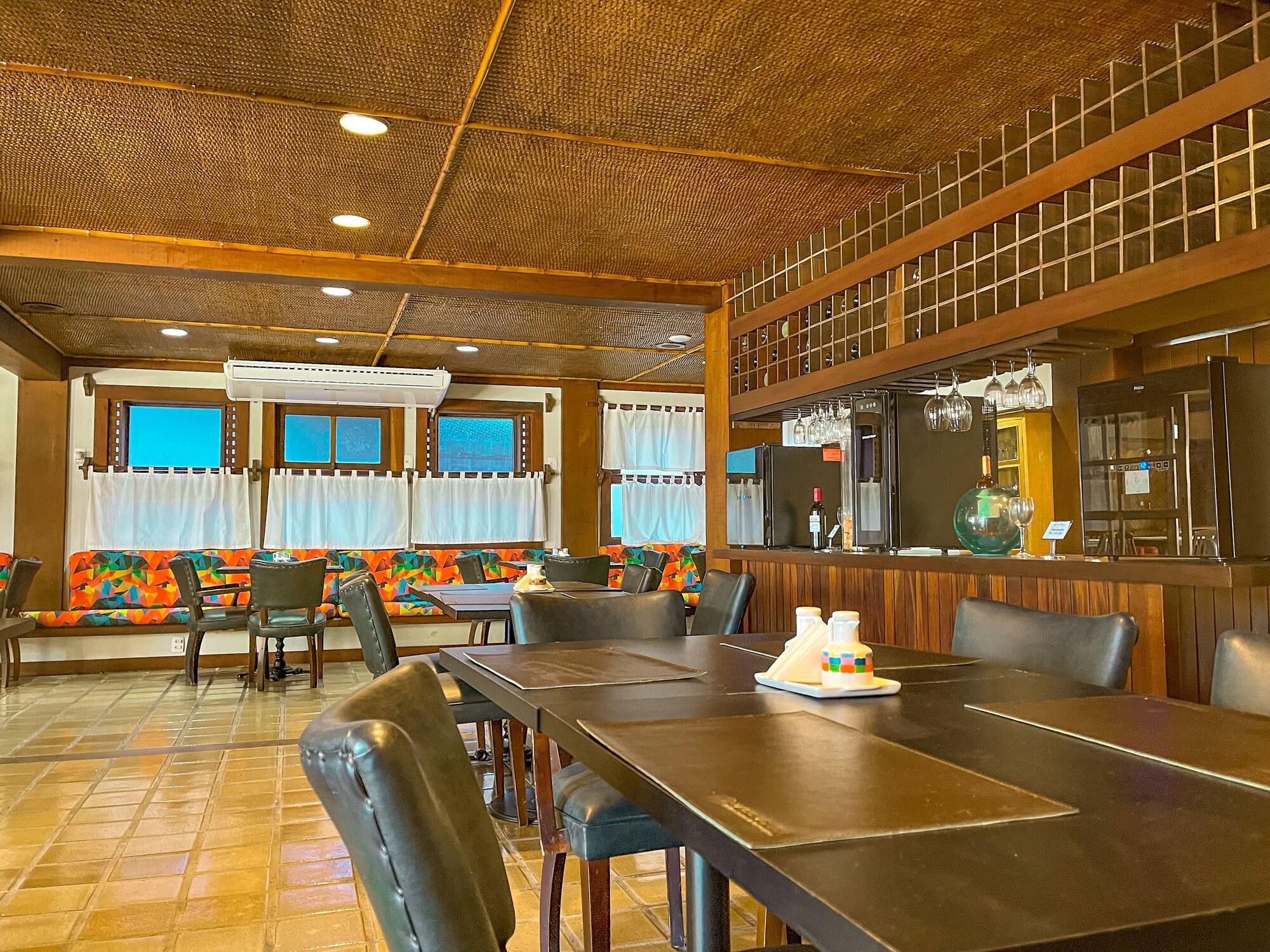 Bar/Salón Hotel Nacional Inn Ubatuba - Praia Das Toninhas