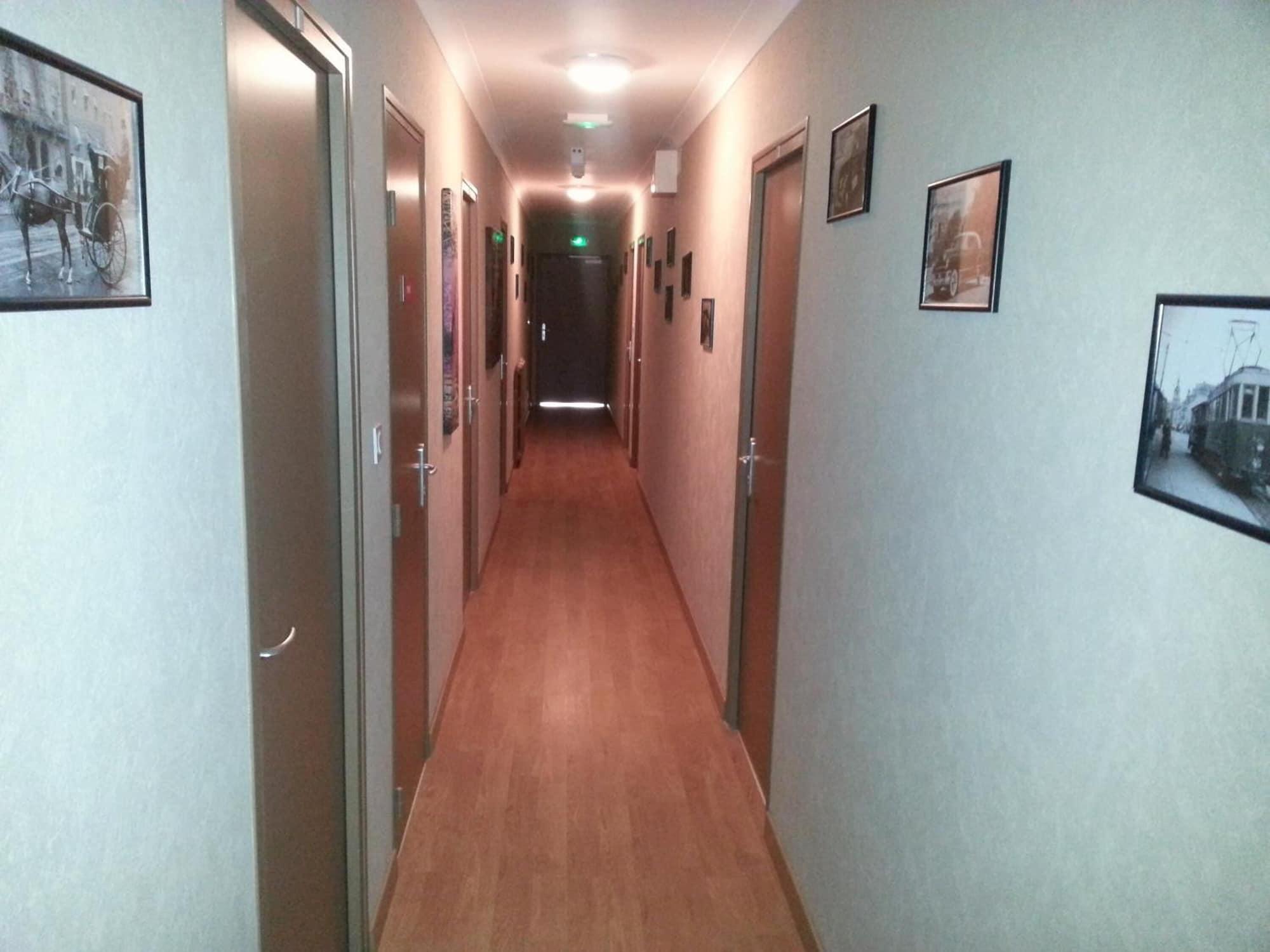 Comodidades del Alojamiento Hôtel Le Chapeau Rouge